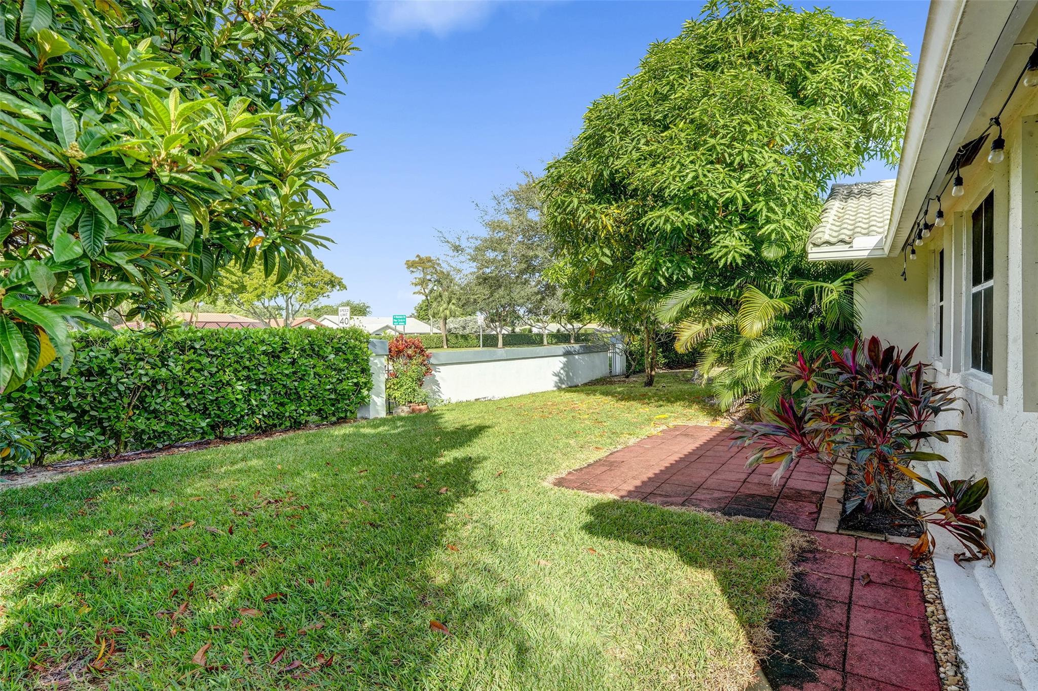 5372 Pine Circle, Coral Springs, FL 33067