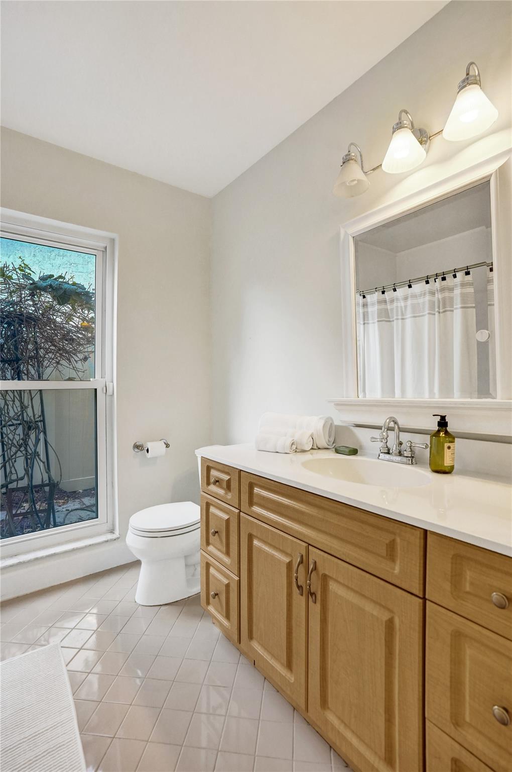 10220 NW 25th Street, Pembroke Pines, FL 33026