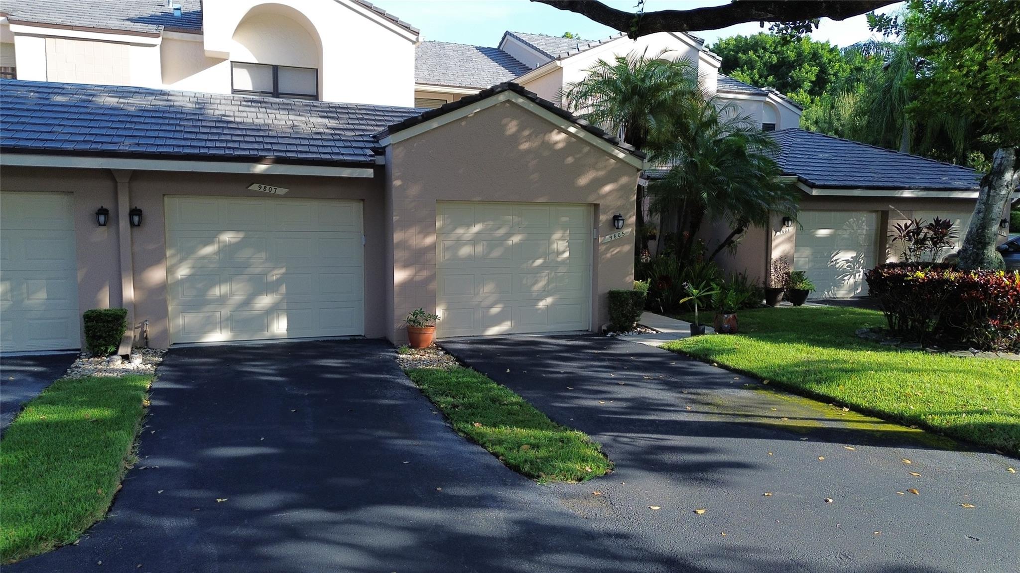 Photo for 9807 NW 1st Court, 9807, Plantation, FL 33324 - listing #FX-10519398 9807 NW 1st Court, 9807, Plantation, FL 33324