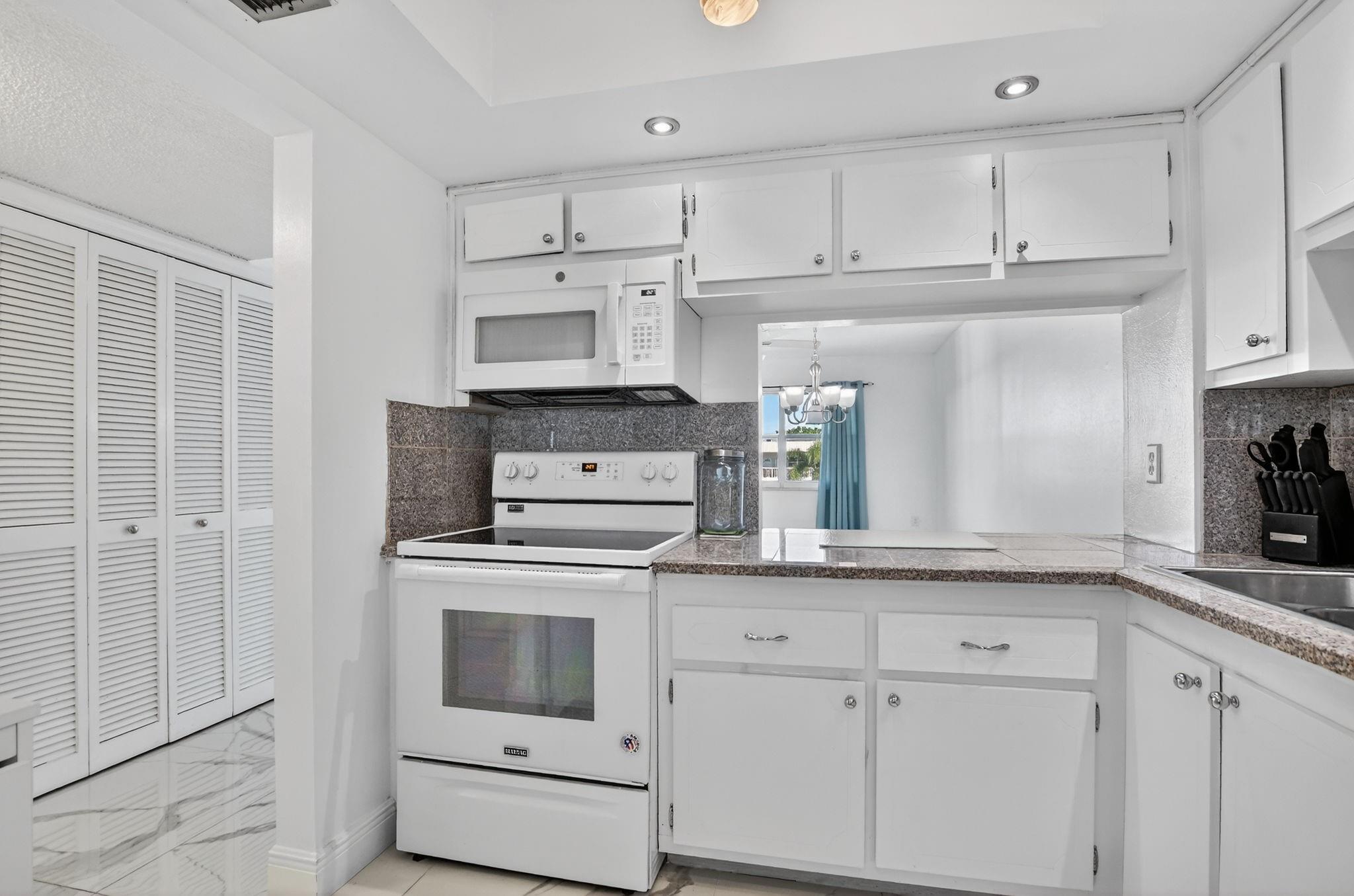 9872 Marina Boulevard 1433, Boca Raton, FL 33428