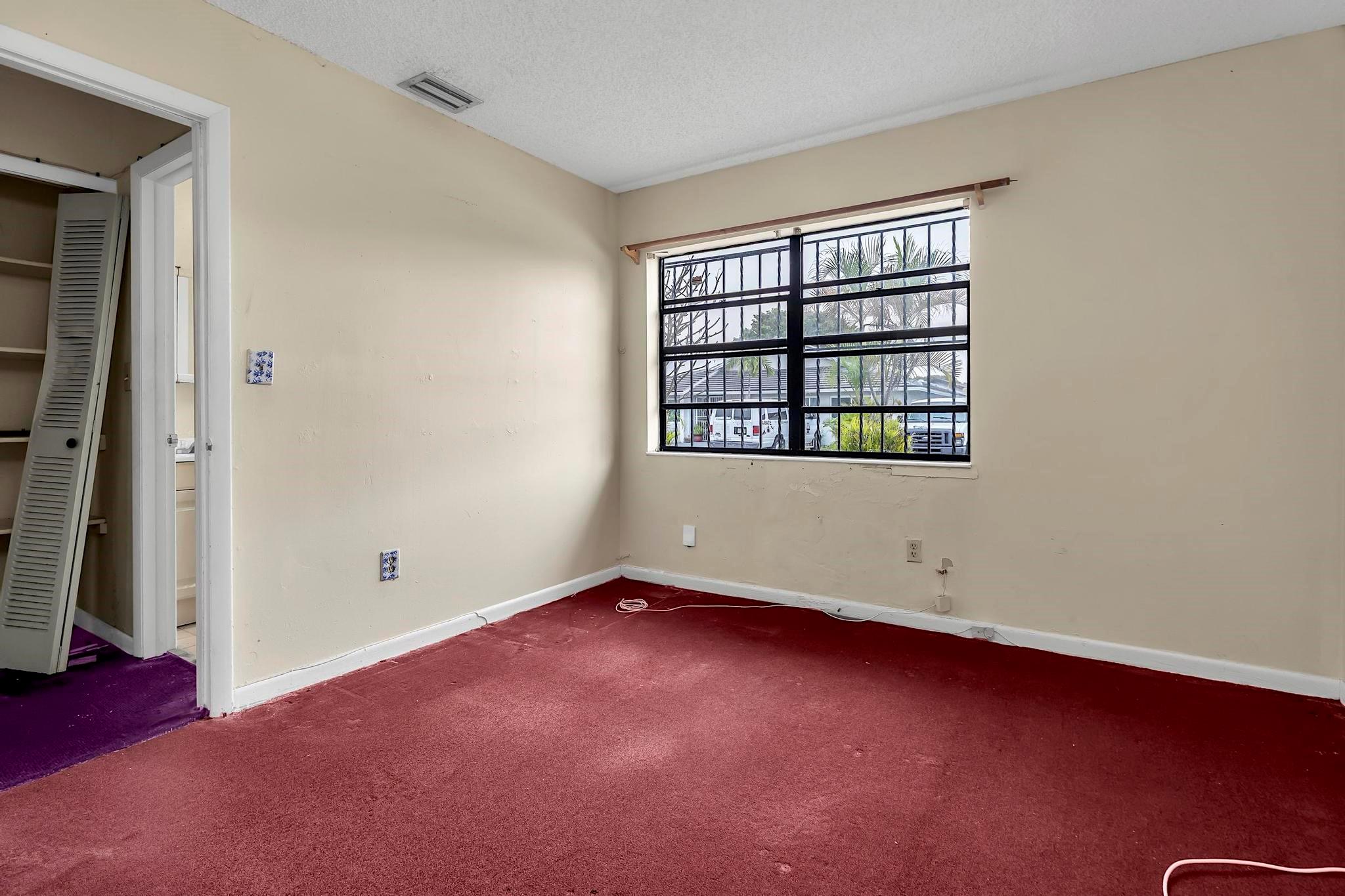 602 SW 99th Place, Miami, FL 33174