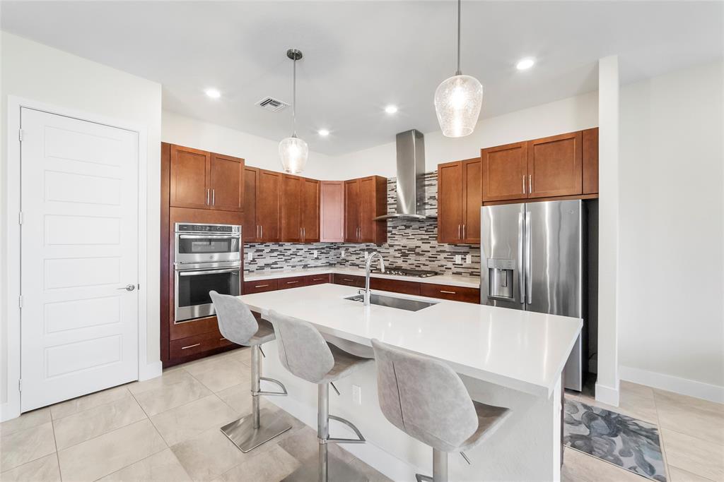 Photo for 10410 S Lago Vista Circle, Parkland, FL 33076 - Listing #FX-10434740 10410 S Lago Vista Circle, Parkland, FL 33076