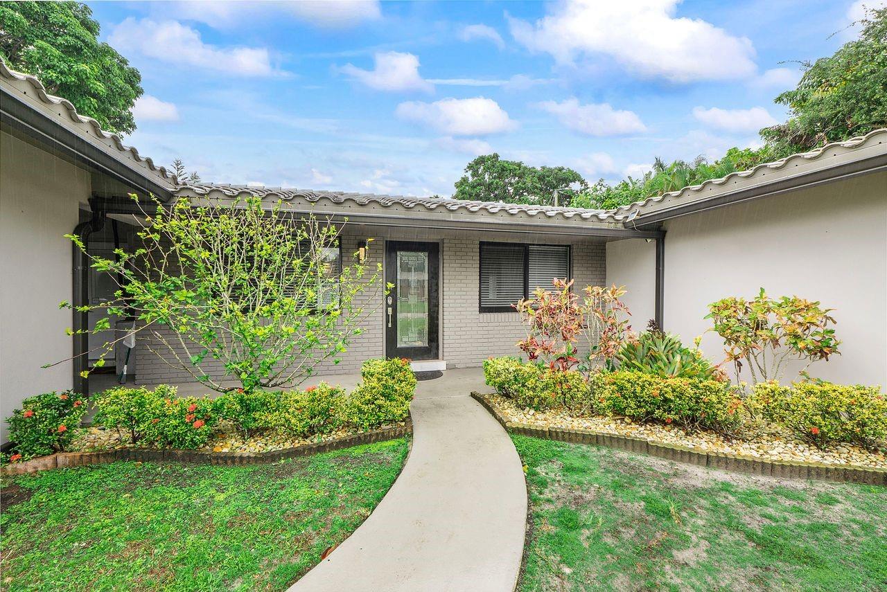 Photo for 600 NW 22nd Court, Wilton Manors, FL 33311 - listing #FX-10533254 600 NW 22nd Court, Wilton Manors, FL 33311