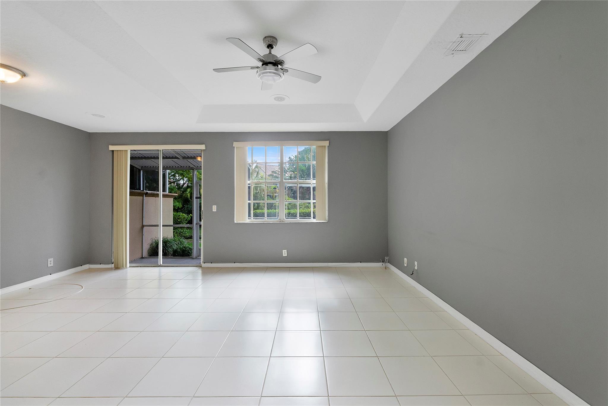 9664 Royal Palm Boulevard, Coral Springs, FL 33065