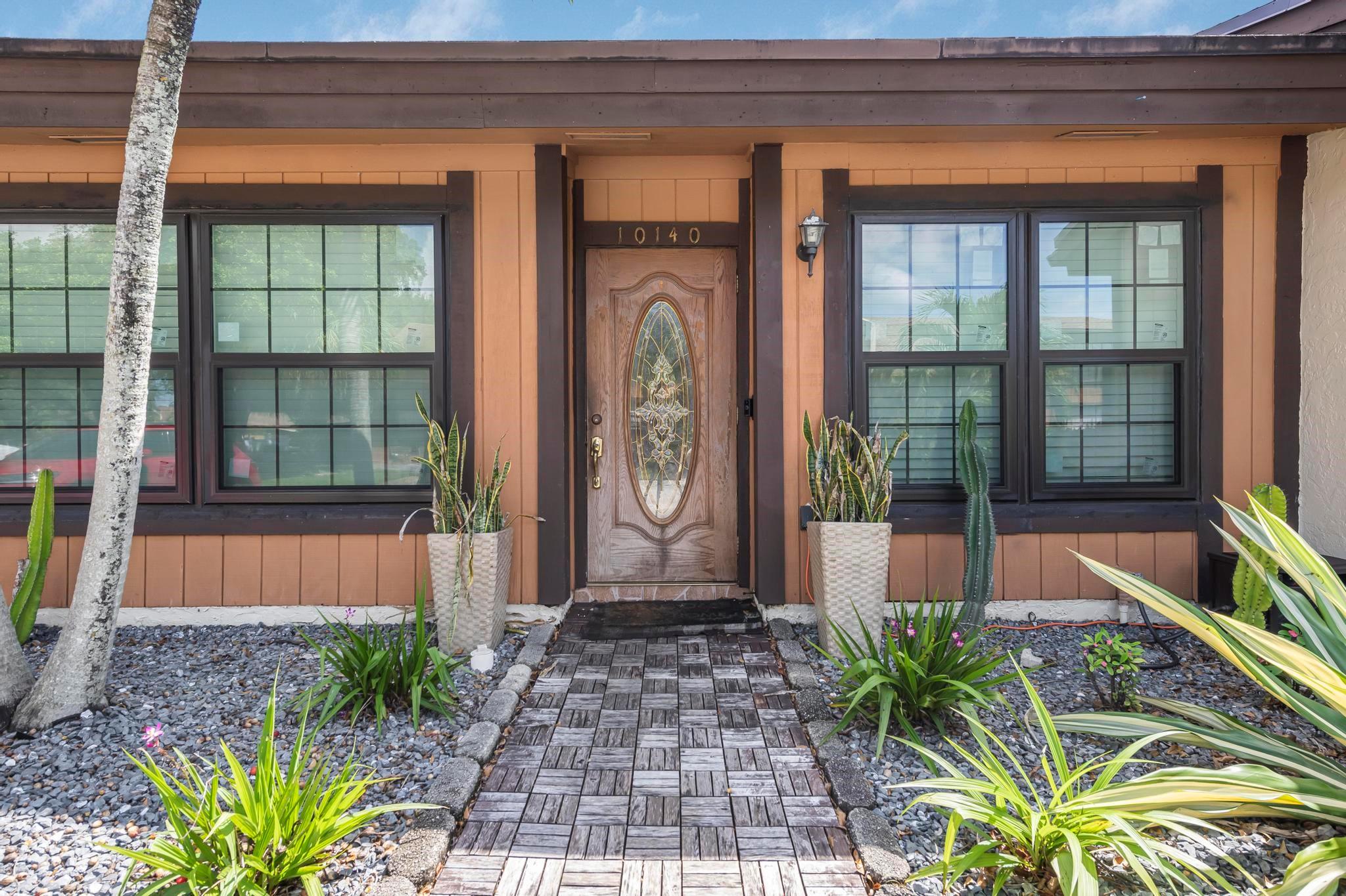 Photo for 10140 Phoenix Avenue, 10140, Hollywood, FL 33026 - listing #FX-10535414 10140 Phoenix Avenue, 10140, Hollywood, FL 33026