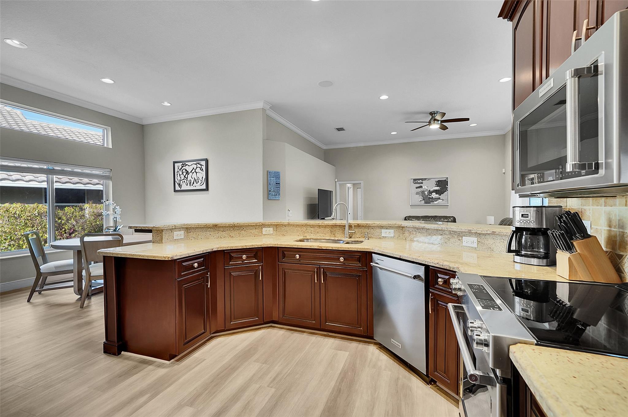 4983 NW 107th Avenue, Coral Springs, FL 33076