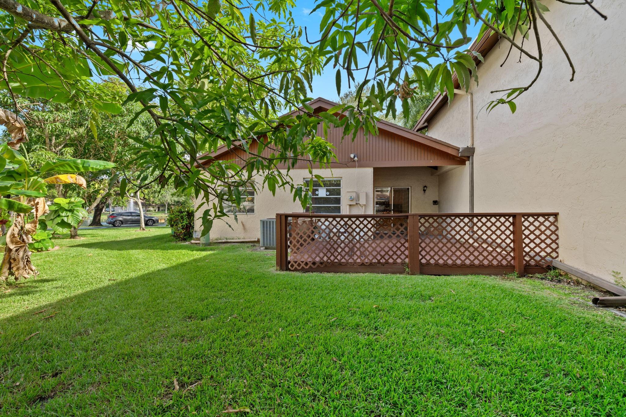 Photo for 2229 Nova Village Drive, 2229, Davie, FL 33317 - Listing #FX-10524324 2229 Nova Village Drive, 2229, Davie, FL 33317