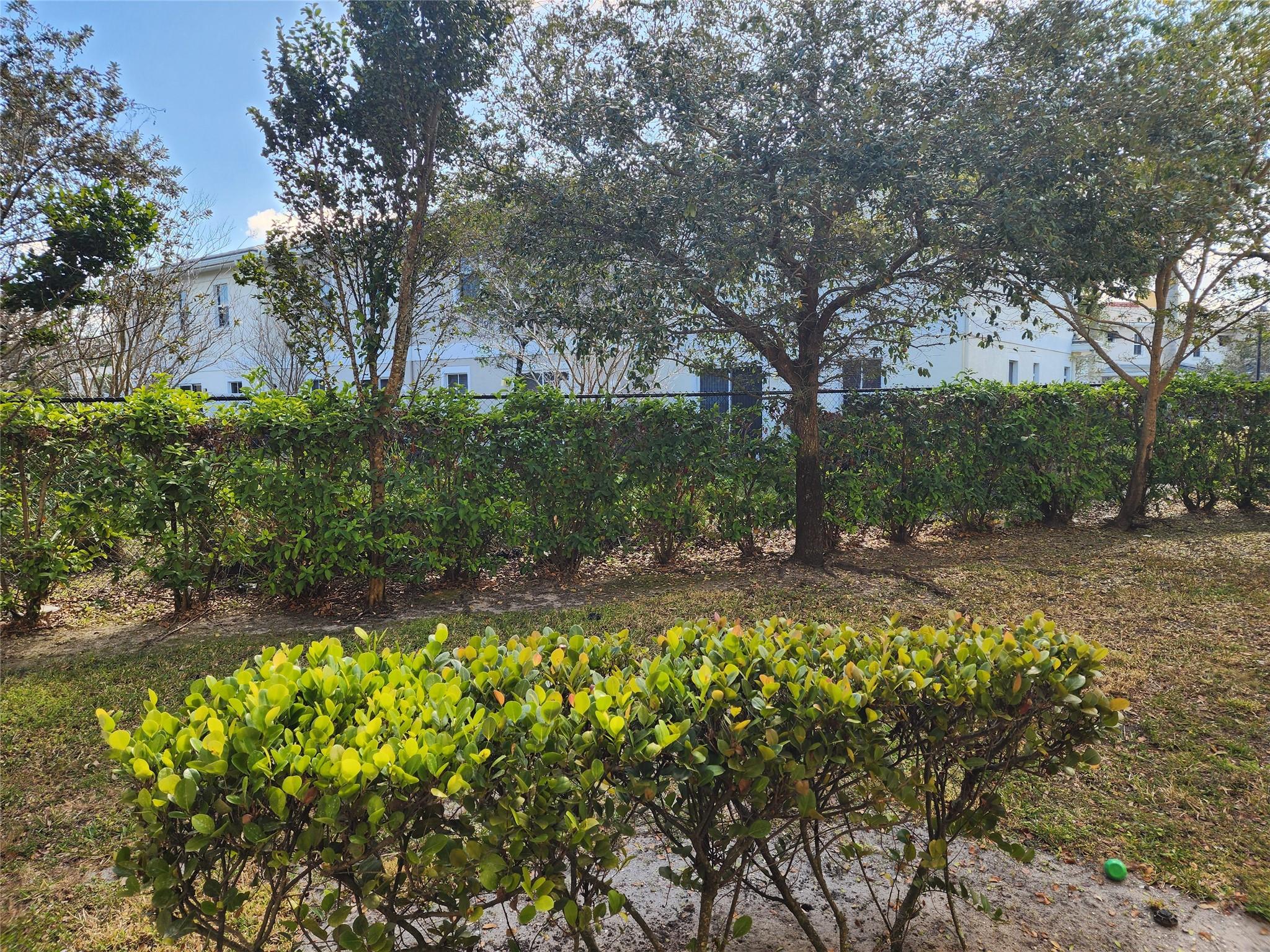 9150 NW 38th Drive 106, Coral Springs, FL 33065