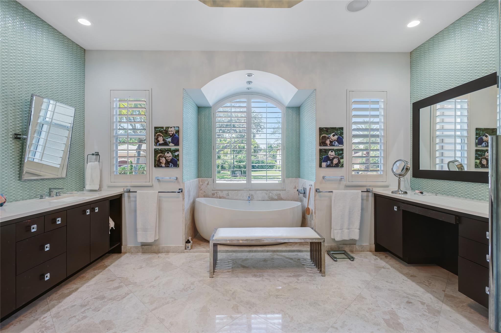 Photo for 10792 Pine Lodge Trail, Davie, FL 33328 - Listing #FX-10511577 10792 Pine Lodge Trail, Davie, FL 33328