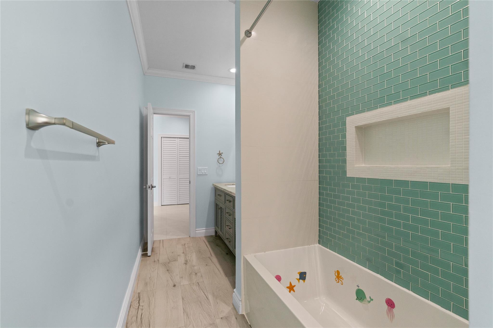 Photo for 1141 NW 101st Avenue, Plantation, FL 33322 - Listing #FX-10503222 1141 NW 101st Avenue, Plantation, FL 33322
