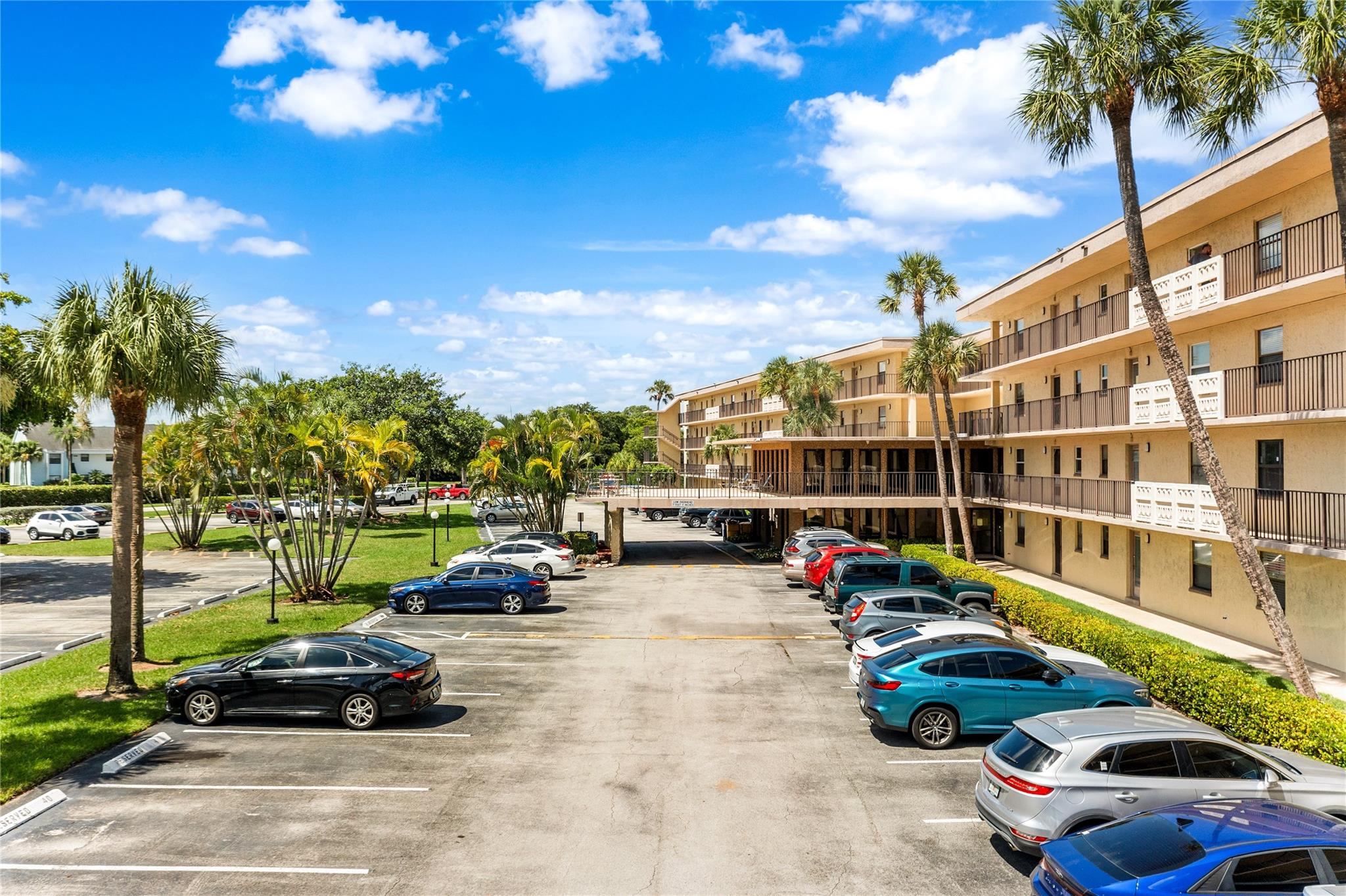 Photo for 9355 SW 8th Street, 110, Boca Raton, FL 33428 - listing #FX-10533643 9355 SW 8th Street, 110, Boca Raton, FL 33428