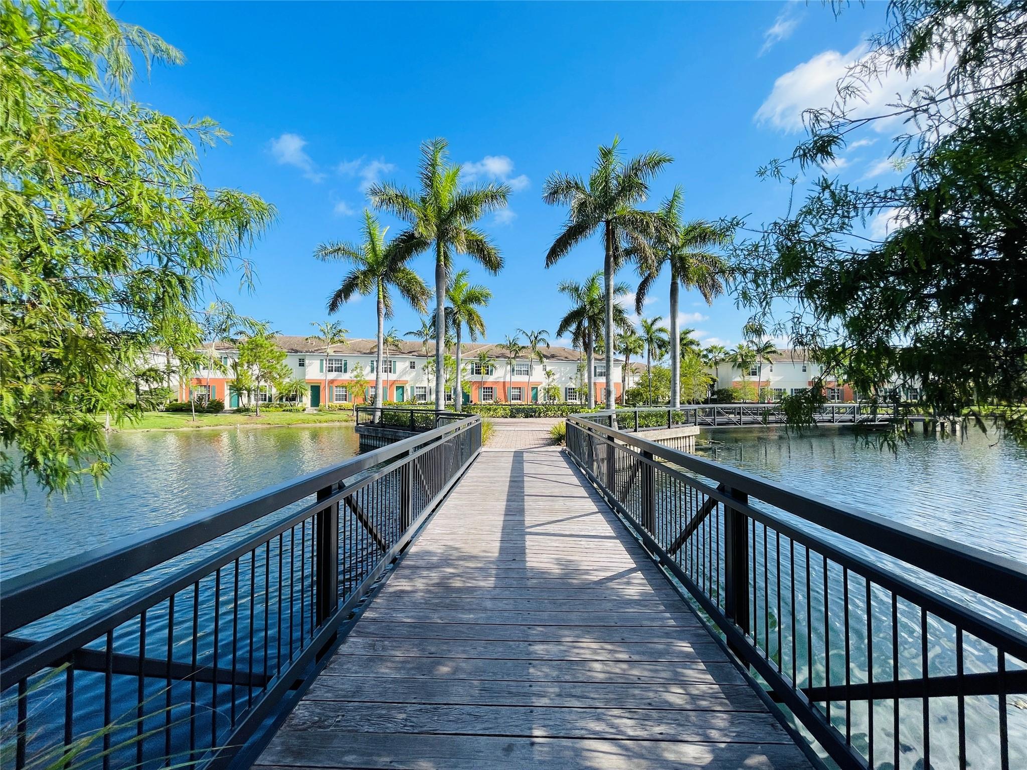 Photo for 621 SW 1st Avenue, 621, Pompano Beach, FL 33060 - Listing #FX-10514485 621 SW 1st Avenue, 621, Pompano Beach, FL 33060