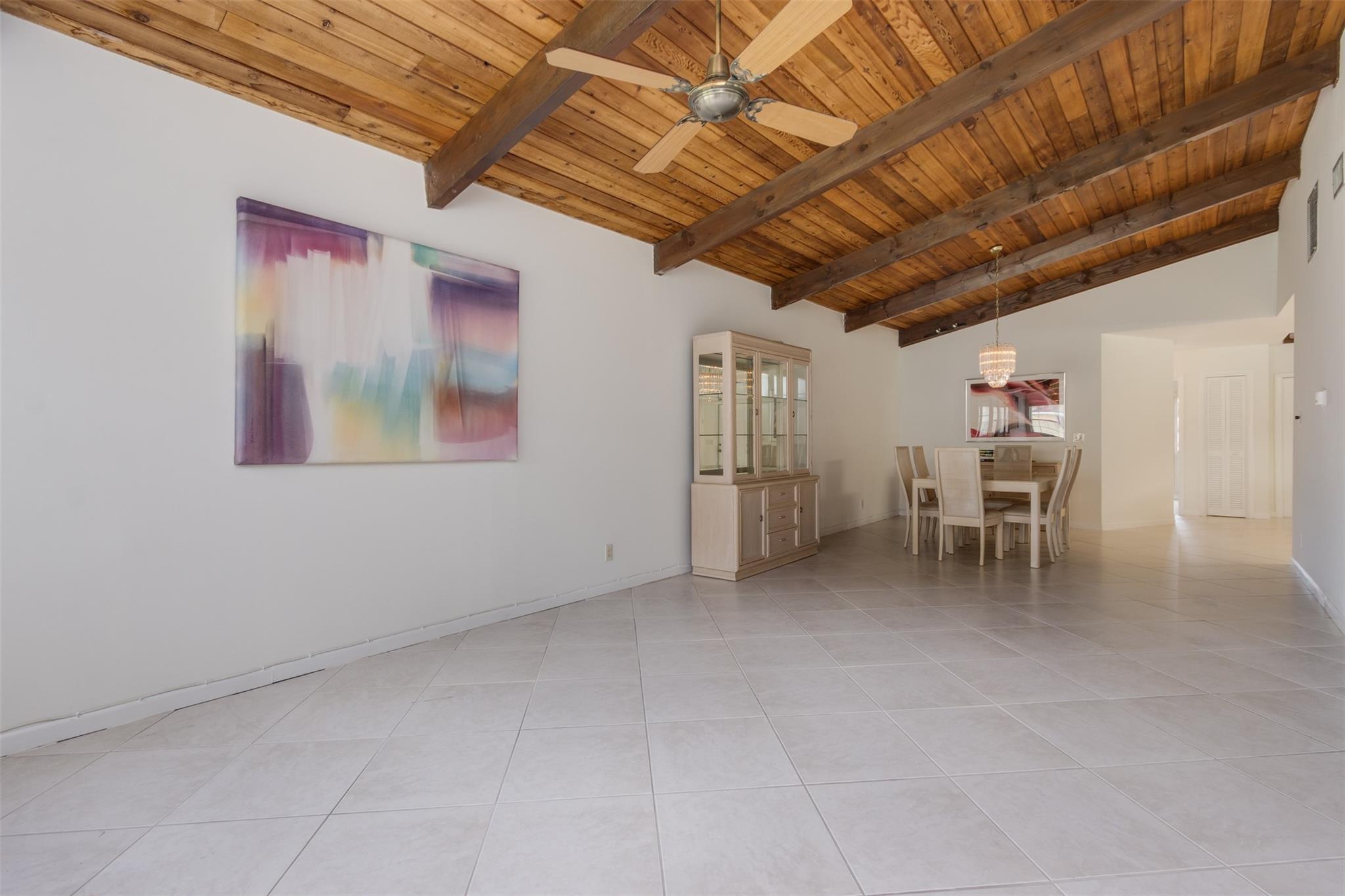 450 Briarwood Circle 2, Hollywood, FL 33024