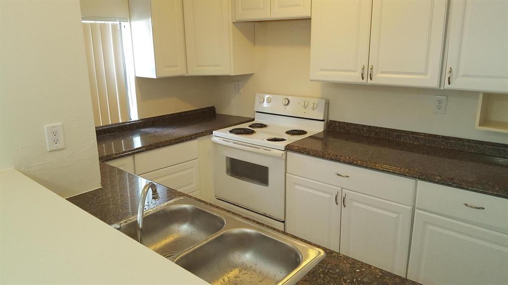 9101 NW 38th Drive, Coral Springs, FL 33065