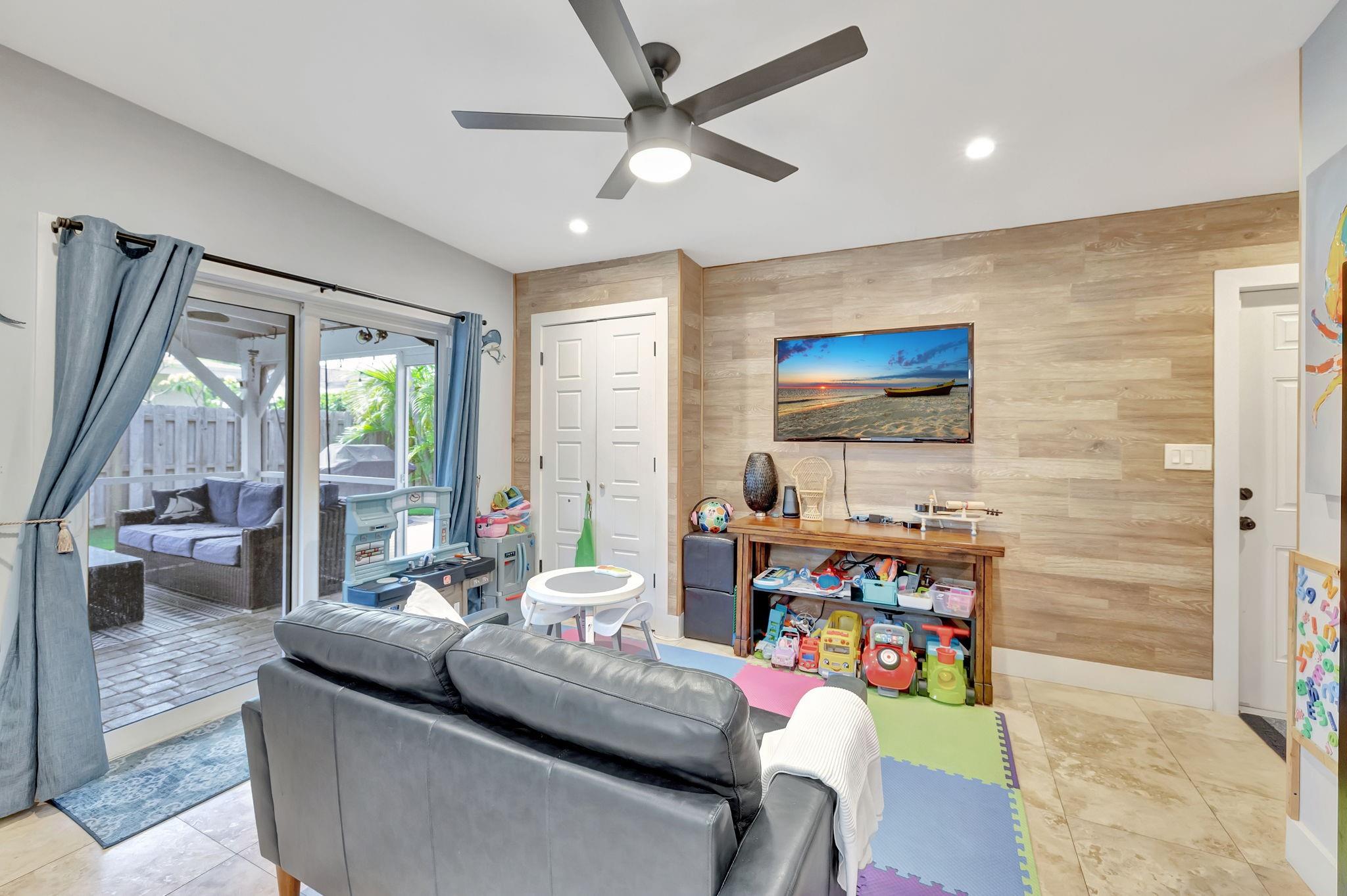 Photo for 1163 NE 3rd Avenue, Boca Raton, FL 33432 - Listing #FX-10500971 1163 NE 3rd Avenue, Boca Raton, FL 33432