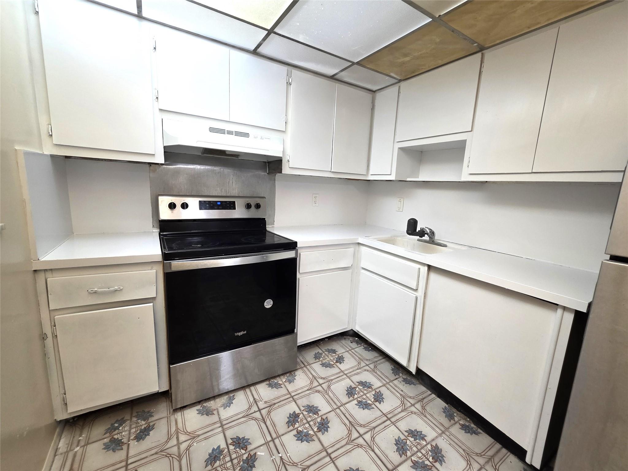 15600 NW 7th Avenue 511, Miami, FL 33169