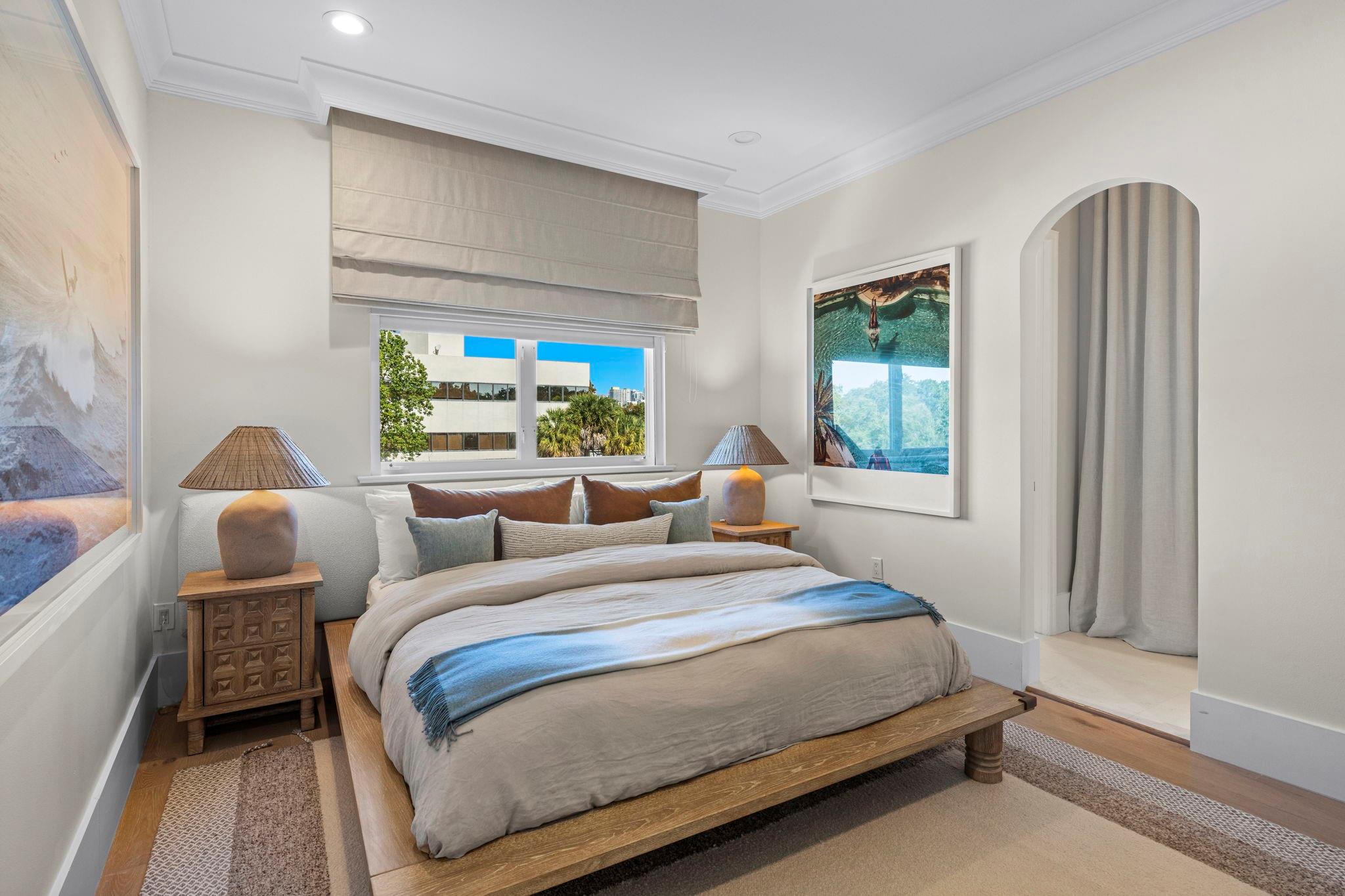 2765 Brickell Court, Miami, FL 33129