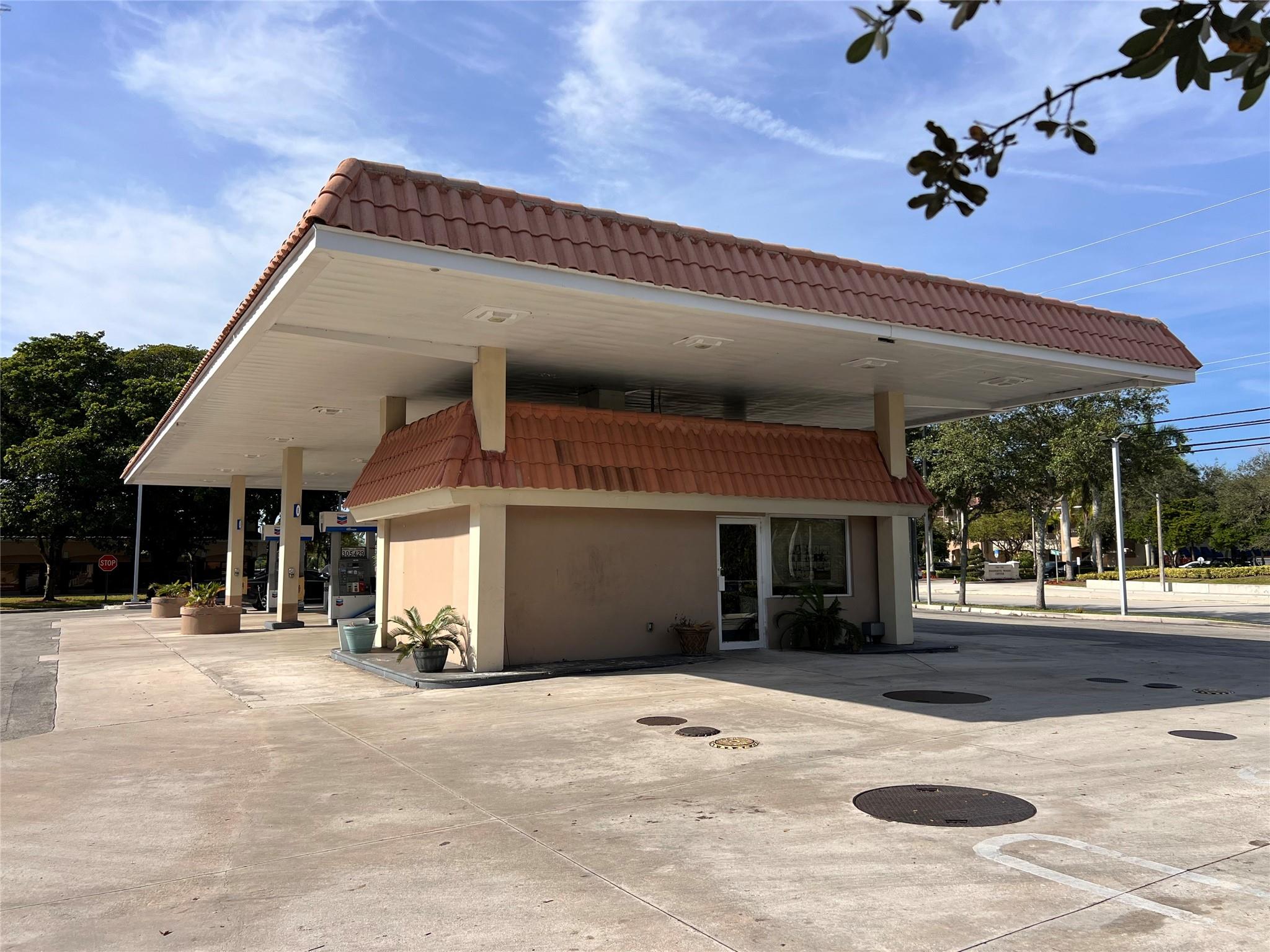 7380 Wiles Road, Coral Springs, FL 33067