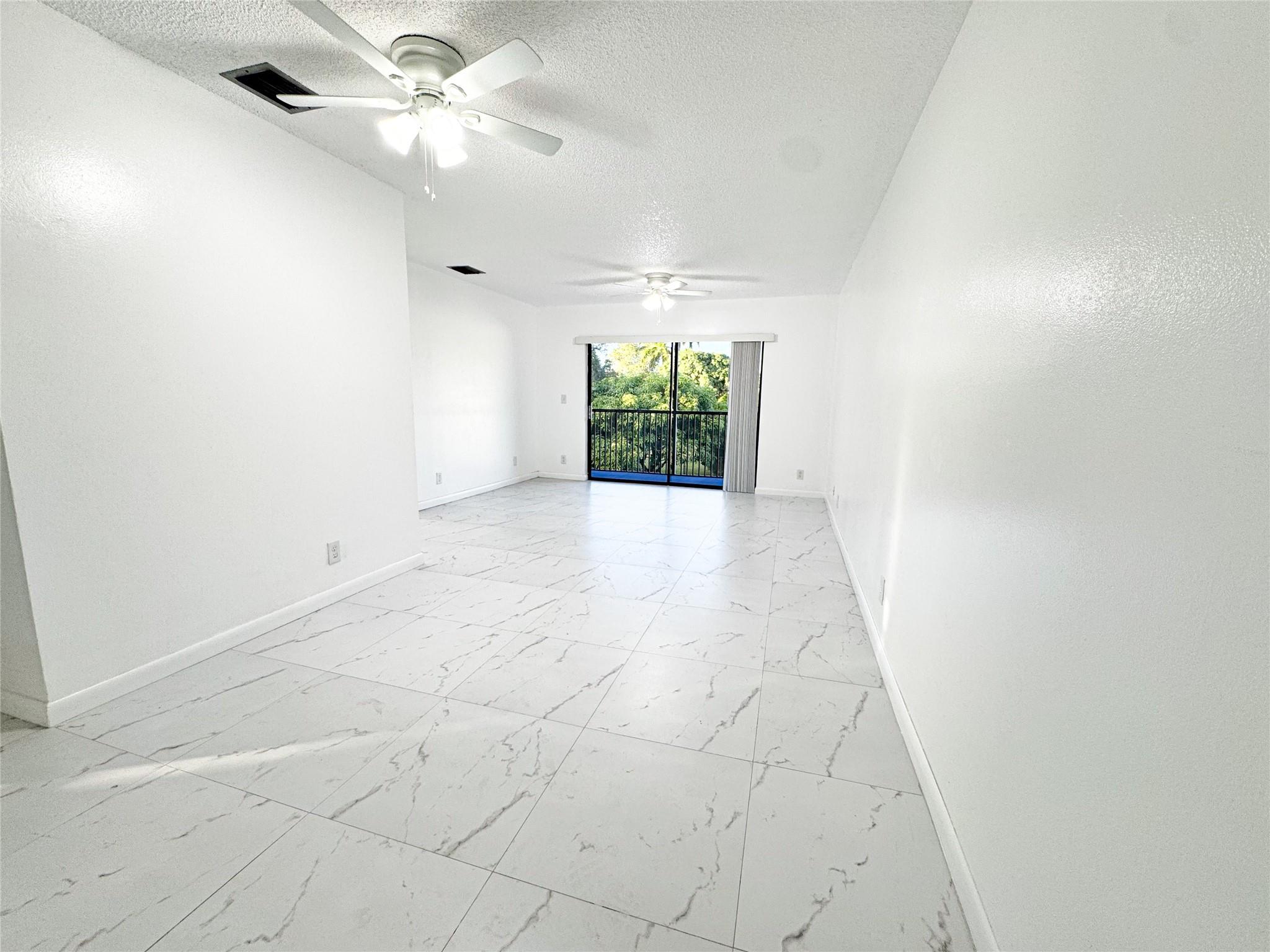 10687 Royal Palm Boulevard, Coral Springs, FL 33065