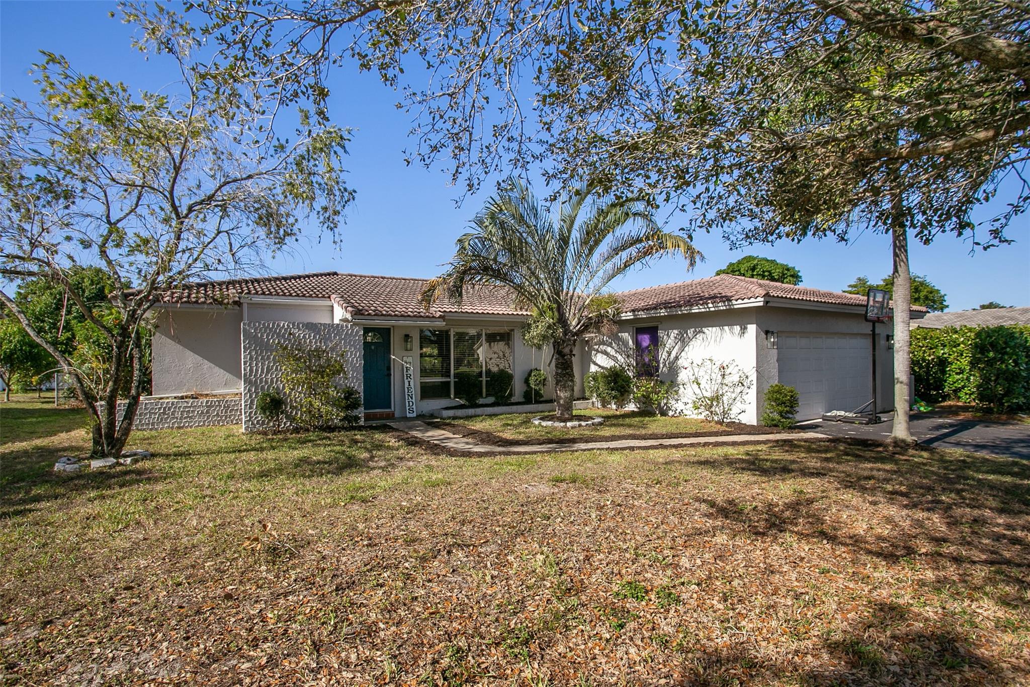 846 Ramblewood Drive, Coral Springs, FL 33071