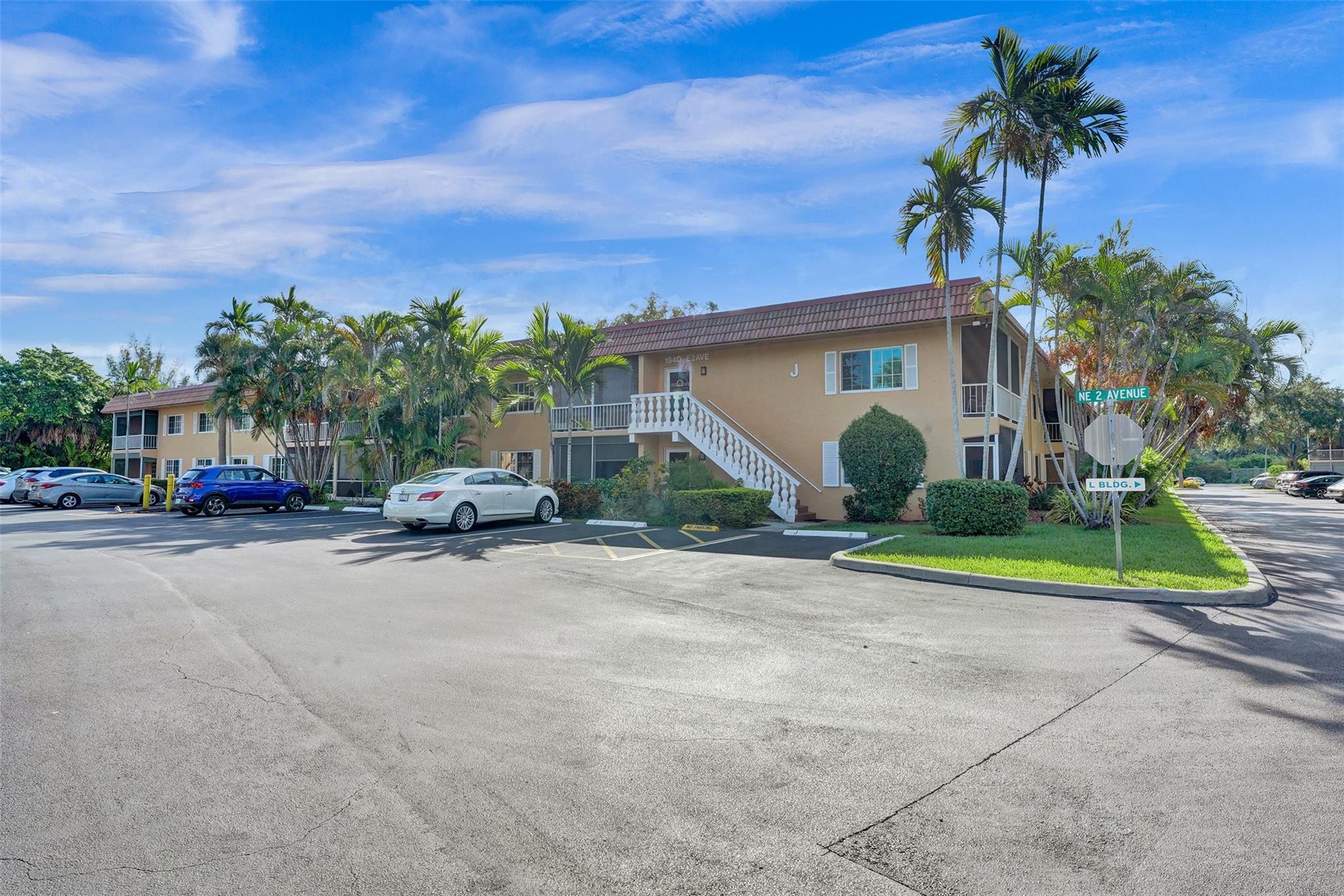 Photo for 1940 NE 2nd Avenue, 205J, Wilton Manors, FL 33305 - Listing #FX-10522645 1940 NE 2nd Avenue, 205J, Wilton Manors, FL 33305