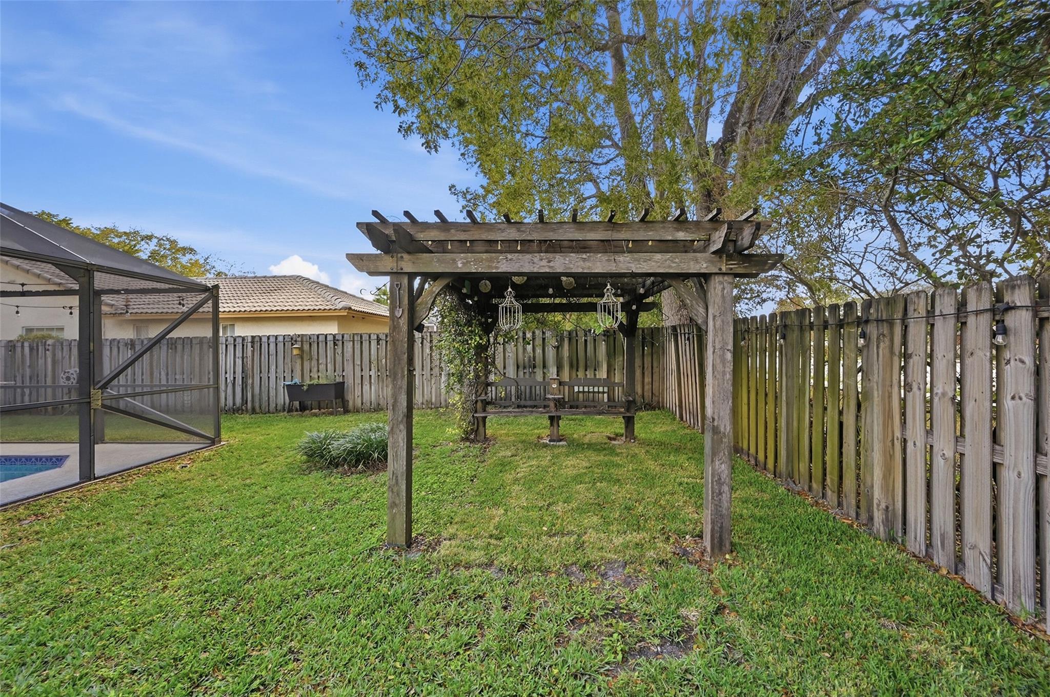 392 NW 113th Terrace, Coral Springs, FL 33071