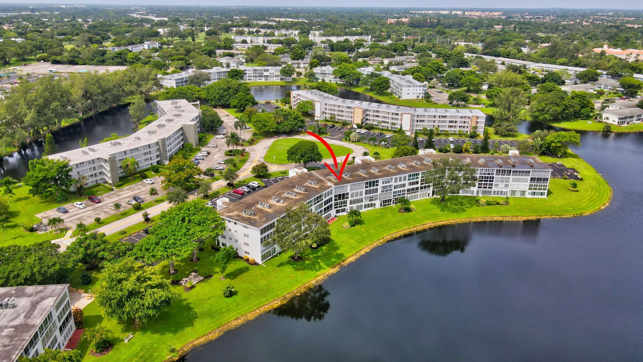 Photo for 3107 Cambridge E, 3107, Deerfield Beach, FL 33442 - Listing #FX-10479052 3107 Cambridge E, 3107, Deerfield Beach, FL 33442
