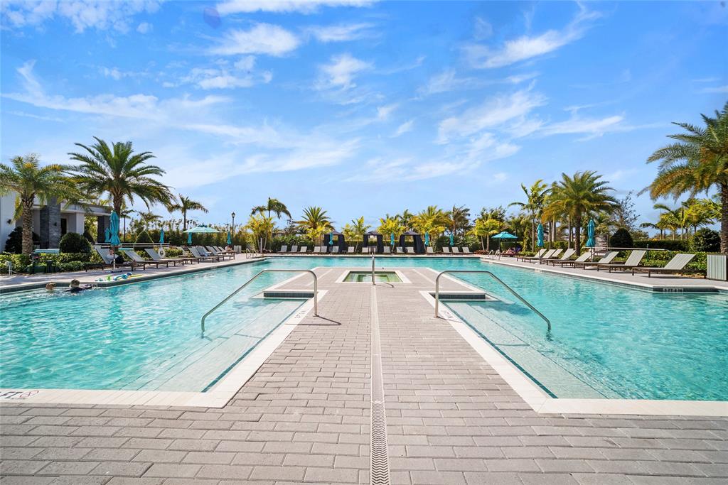 Photo for 10410 S Lago Vista Circle, Parkland, FL 33076 - Listing #FX-10434740 10410 S Lago Vista Circle, Parkland, FL 33076