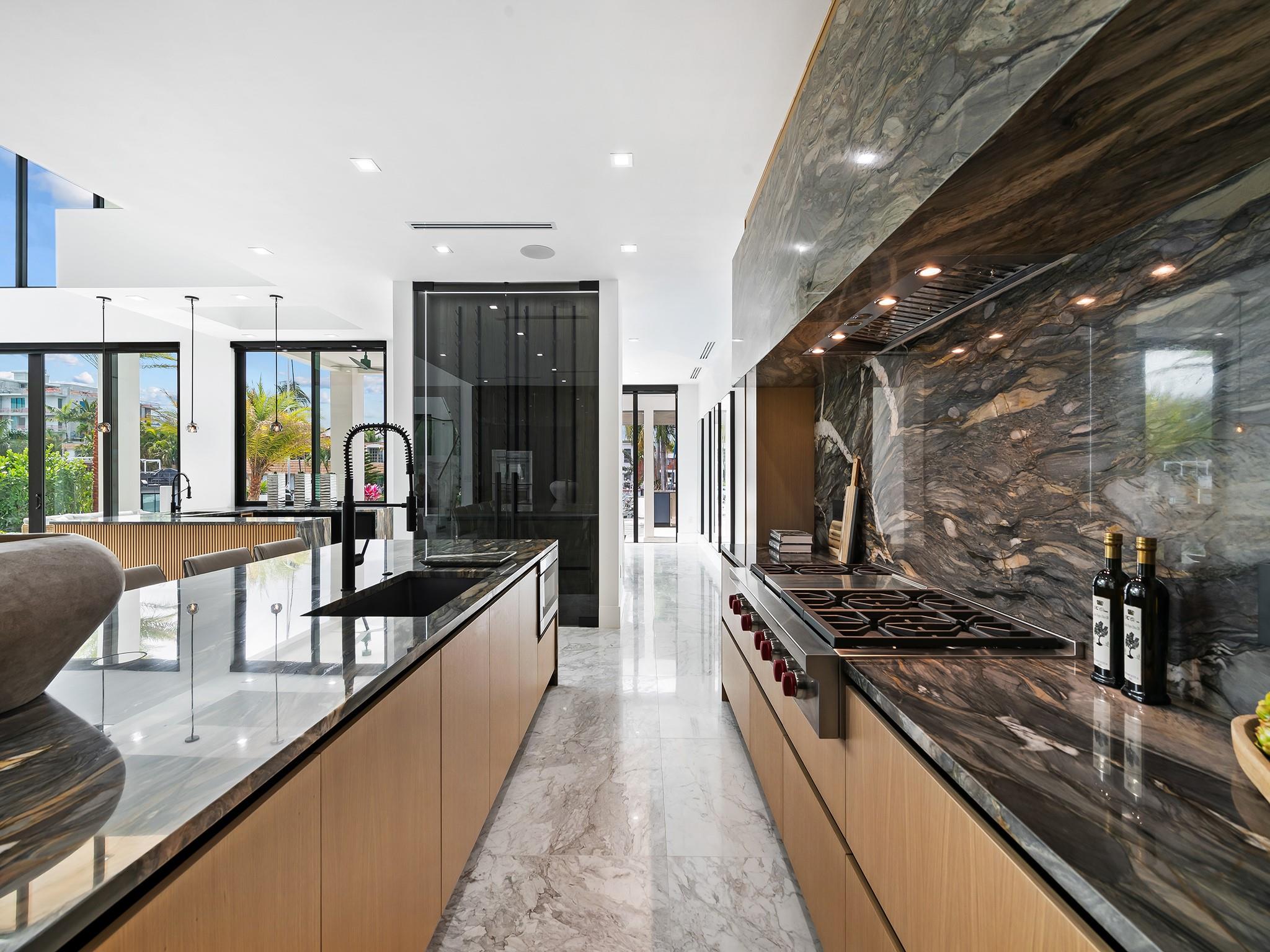 111 Fiesta Way, Fort Lauderdale, FL 33301