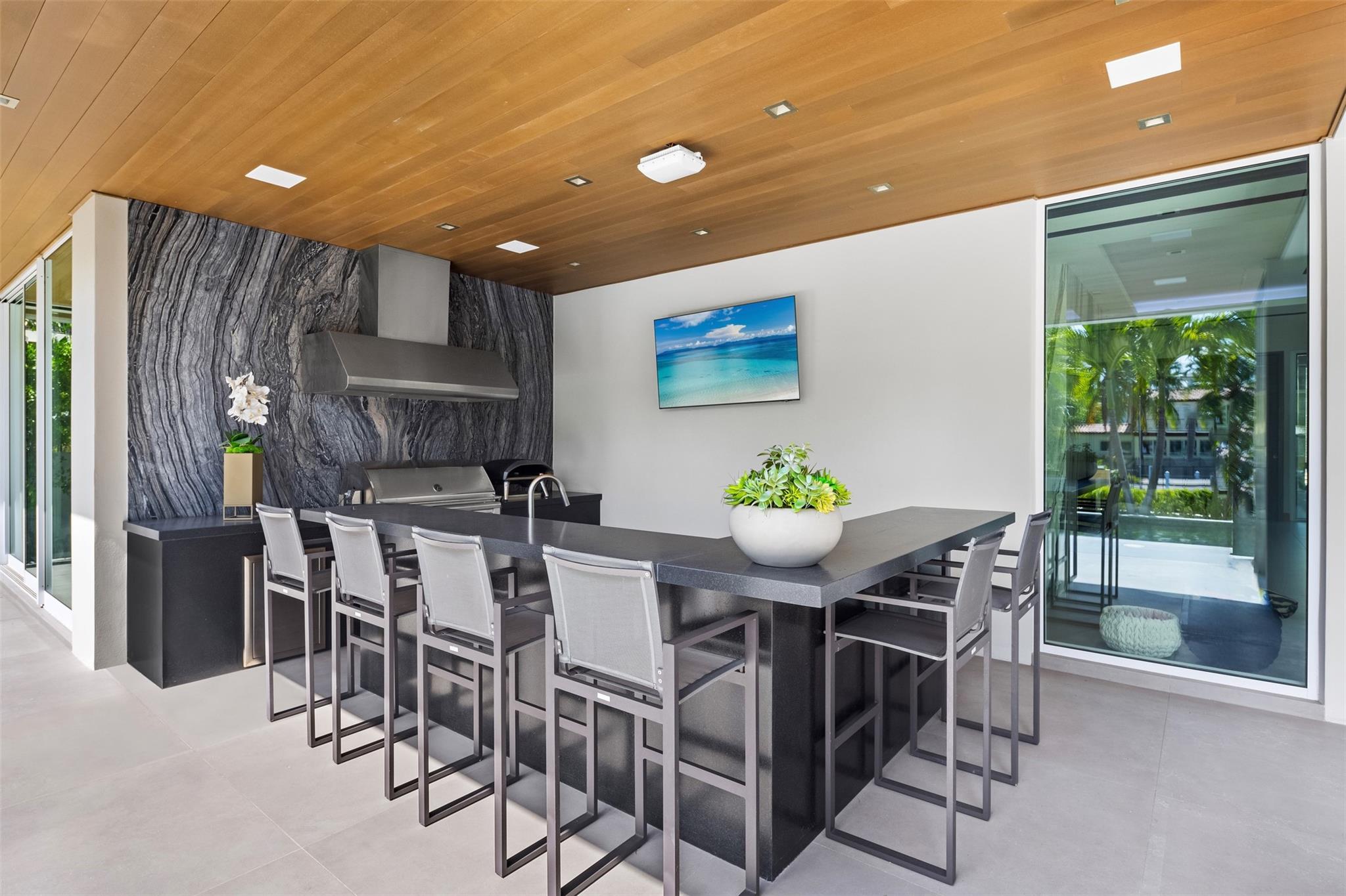 650 Royal Plaza Drive, Fort Lauderdale, FL 33301