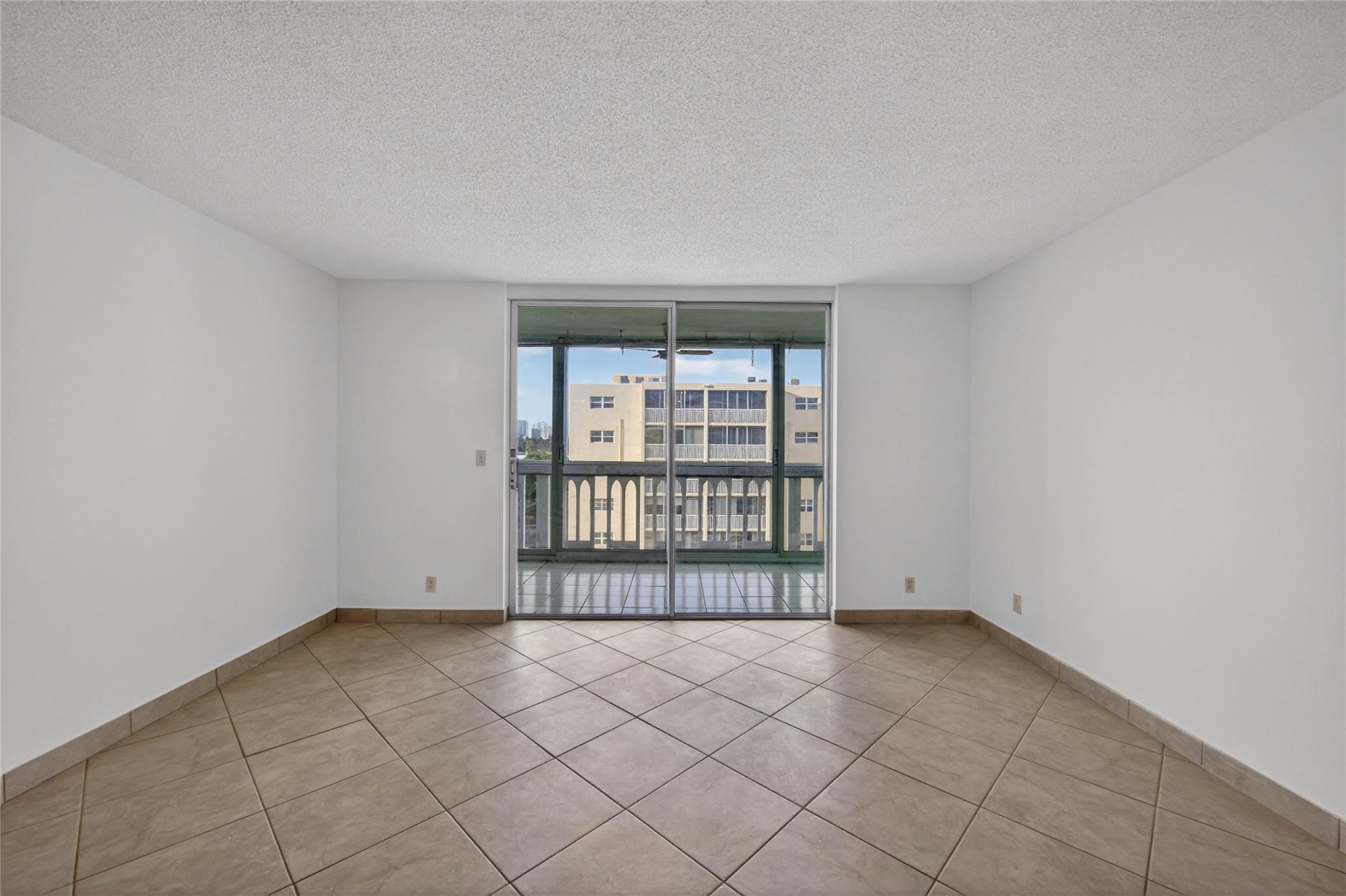 610 NE 12th Avenue 601, Hallandale Beach, FL 33009