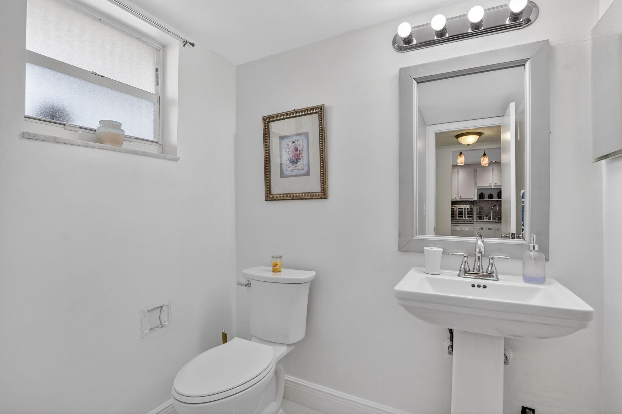 9872 Marina Boulevard 1433, Boca Raton, FL 33428