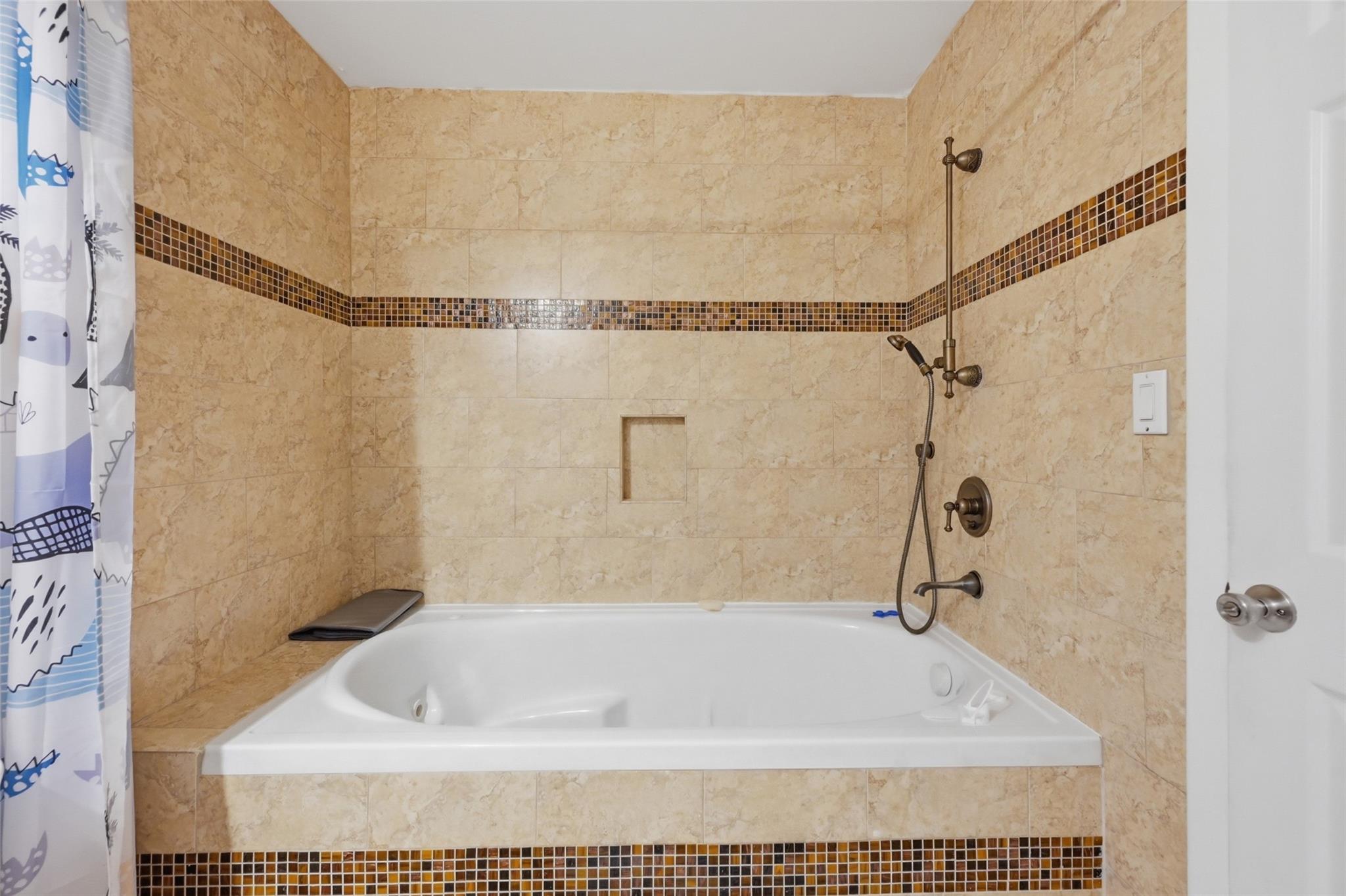 4337 Coral Springs Drive 1H, Coral Springs, FL 33065