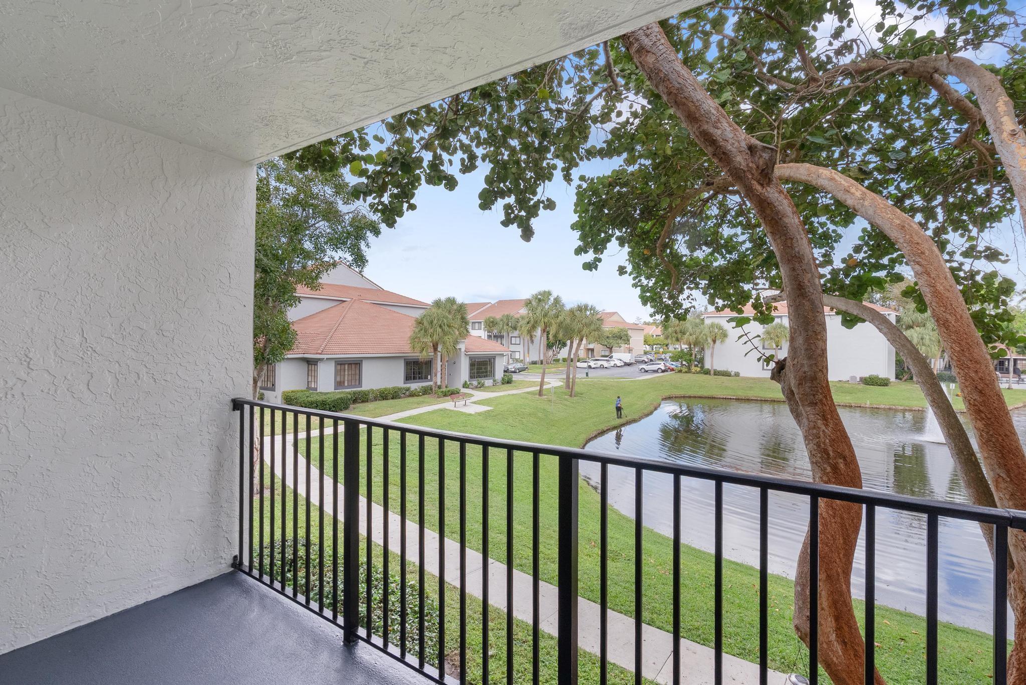 9144 W Atlantic Boulevard 823, Coral Springs, FL 33071