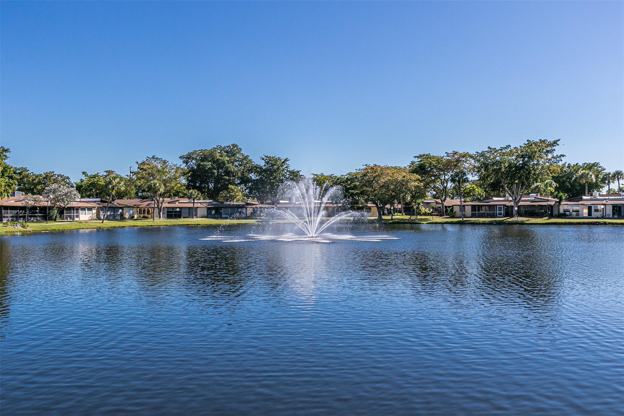 450 Briarwood Circle 2, Hollywood, FL 33024