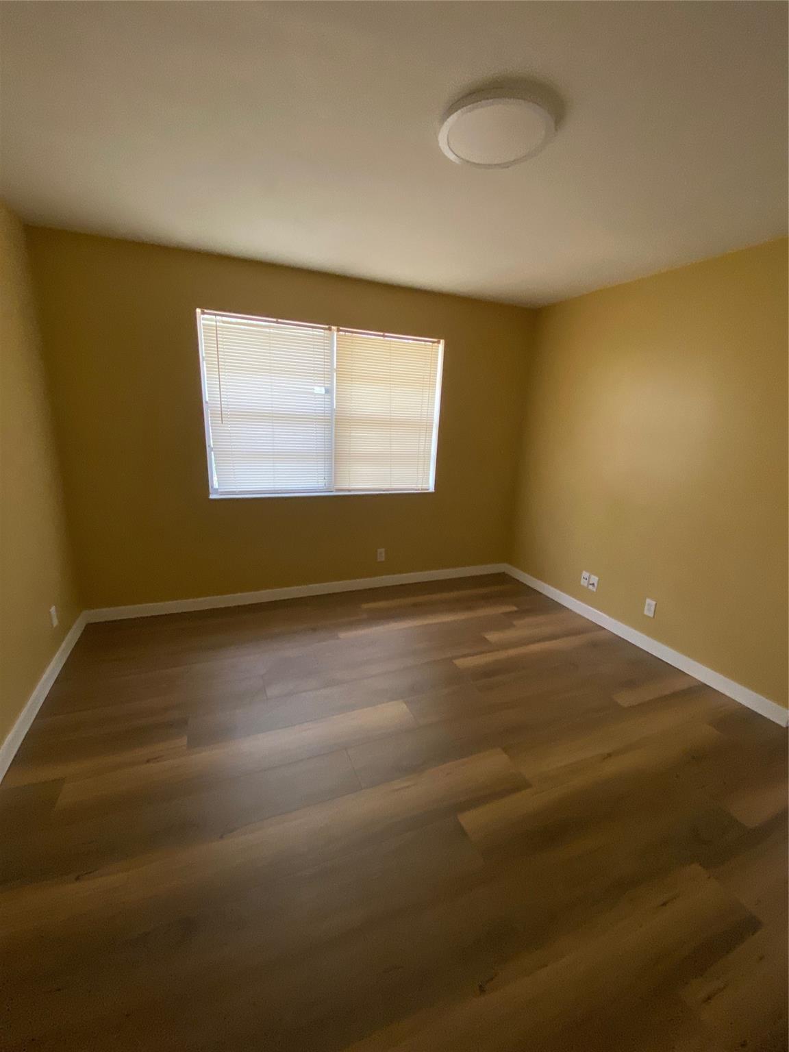 848 Twin Lakes Drive 19-G, Coral Springs, FL 33071