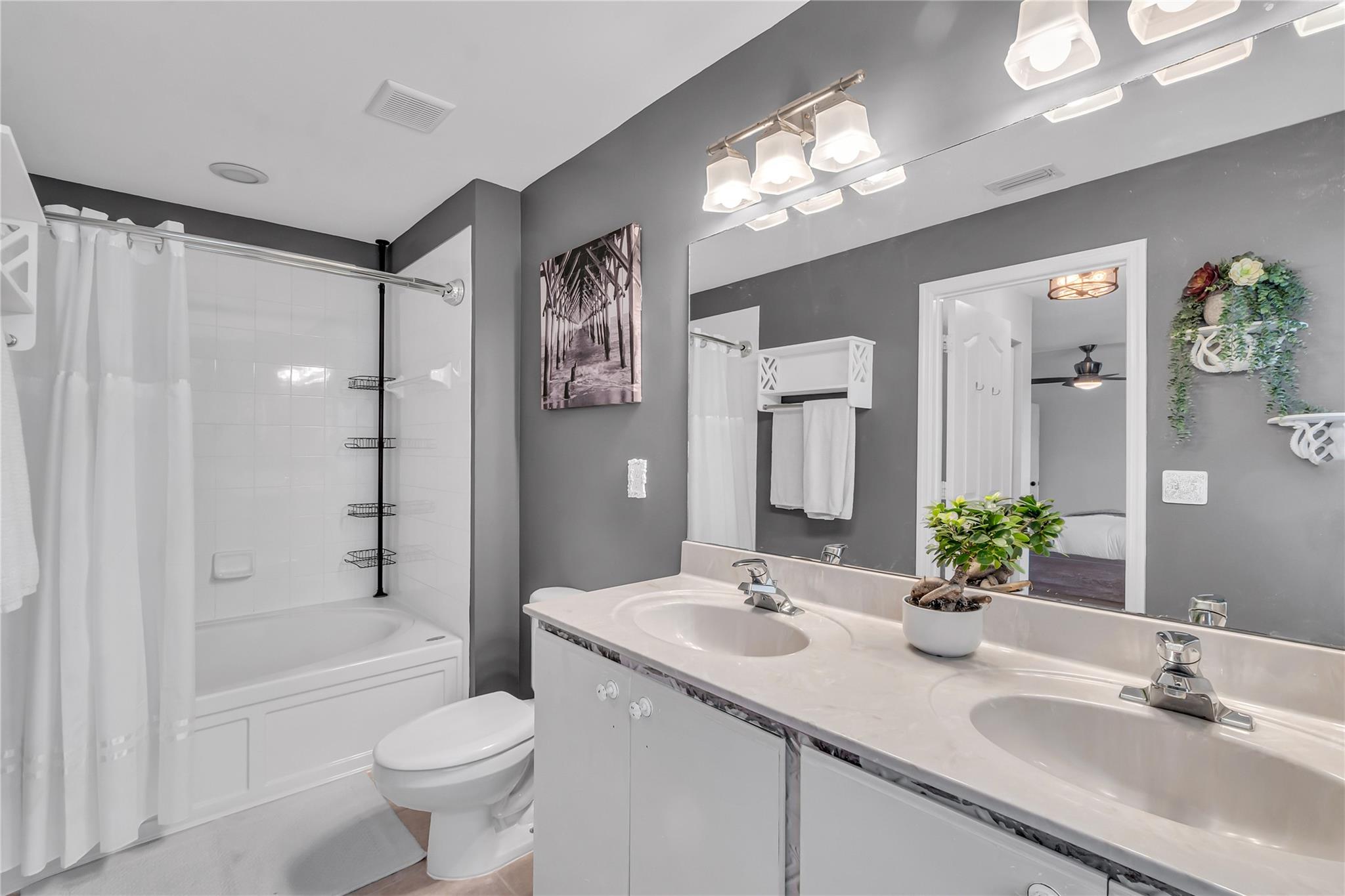 847 NW 127th Avenue, Coral Springs, FL 33071