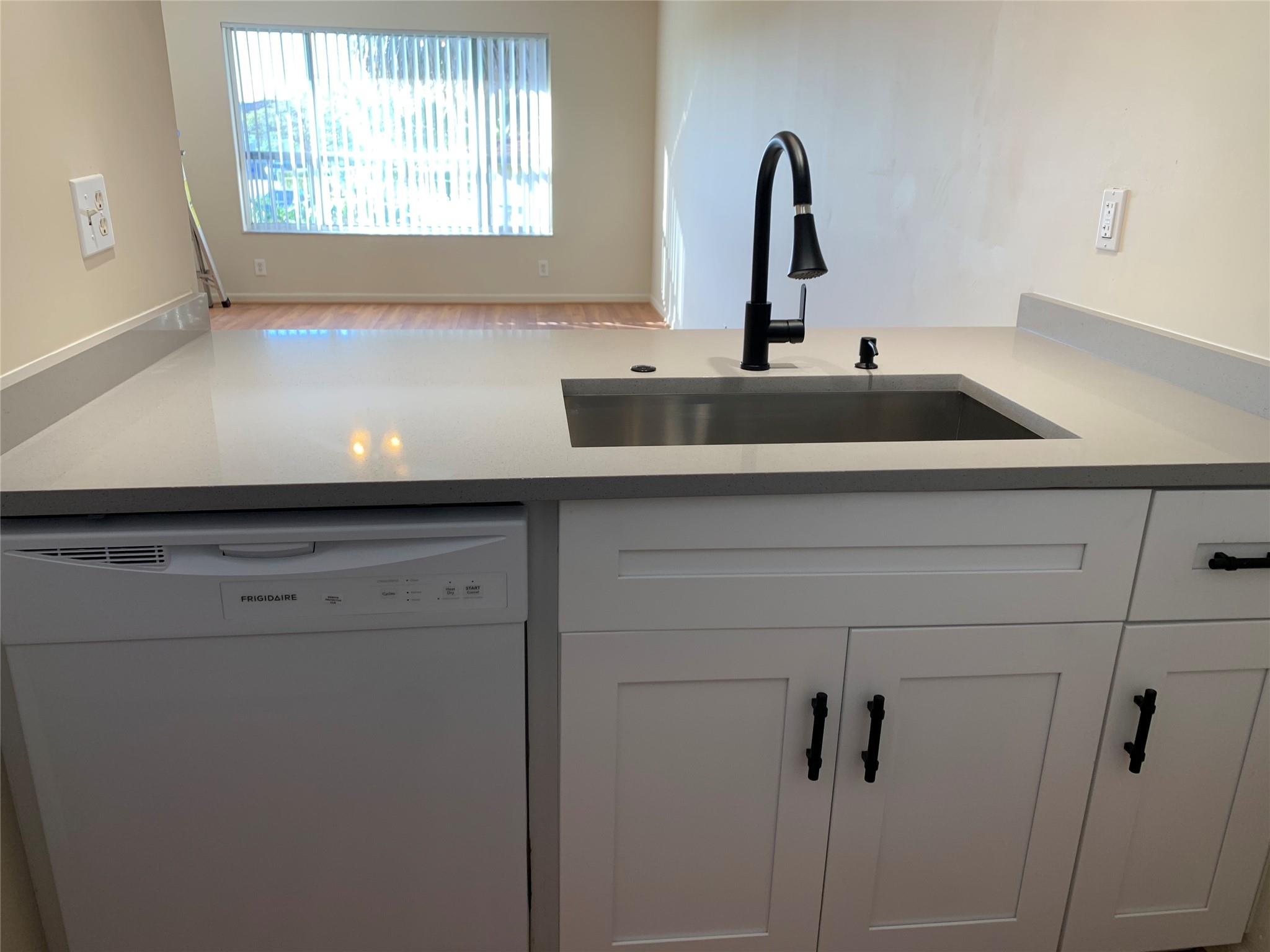 Photo for 10038 Twin Lakes Drive 10038, Coral Springs, FL 33071 - Listing #FX-10548291 10038 Twin Lakes Drive 10038, Coral Springs, FL 33071