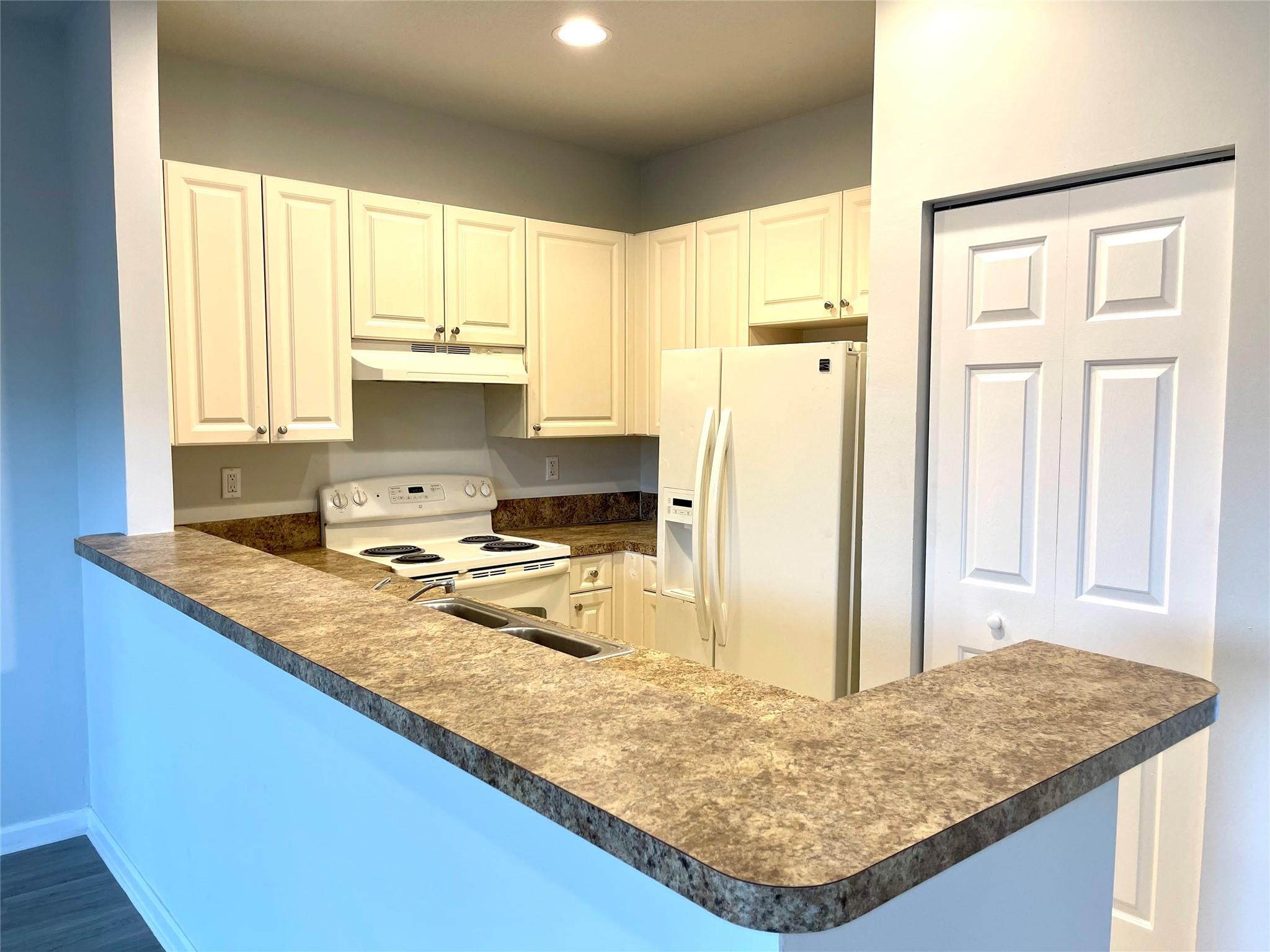 3102 Coral Ridge Drive 3102, Coral Springs, FL 33065