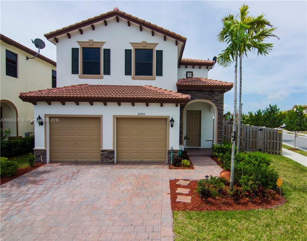 Photo for 22744 SW 92nd Court, Cutler Bay, FL 33190 - listing #FX-10535915 22744 SW 92nd Court, Cutler Bay, FL 33190