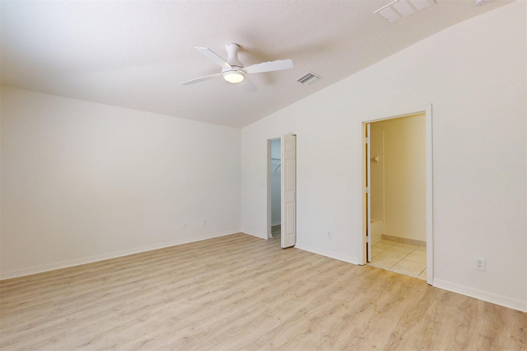 Photo for 5563 55th Terrace, Vero Beach, FL 32967 - Listing #FX-10517205 5563 55th Terrace, Vero Beach, FL 32967