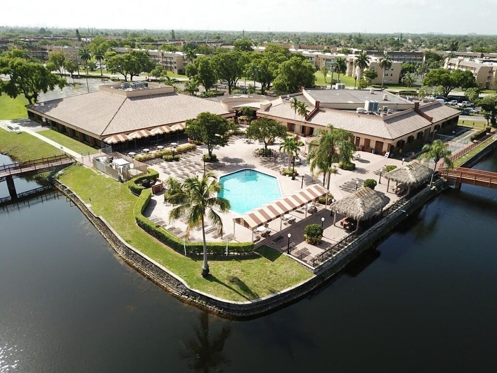 Photo for 9460 Sunrise Lakes Boulevard, 106, Sunrise, FL 33322 - Listing #FX-10526719 9460 Sunrise Lakes Boulevard, 106, Sunrise, FL 33322