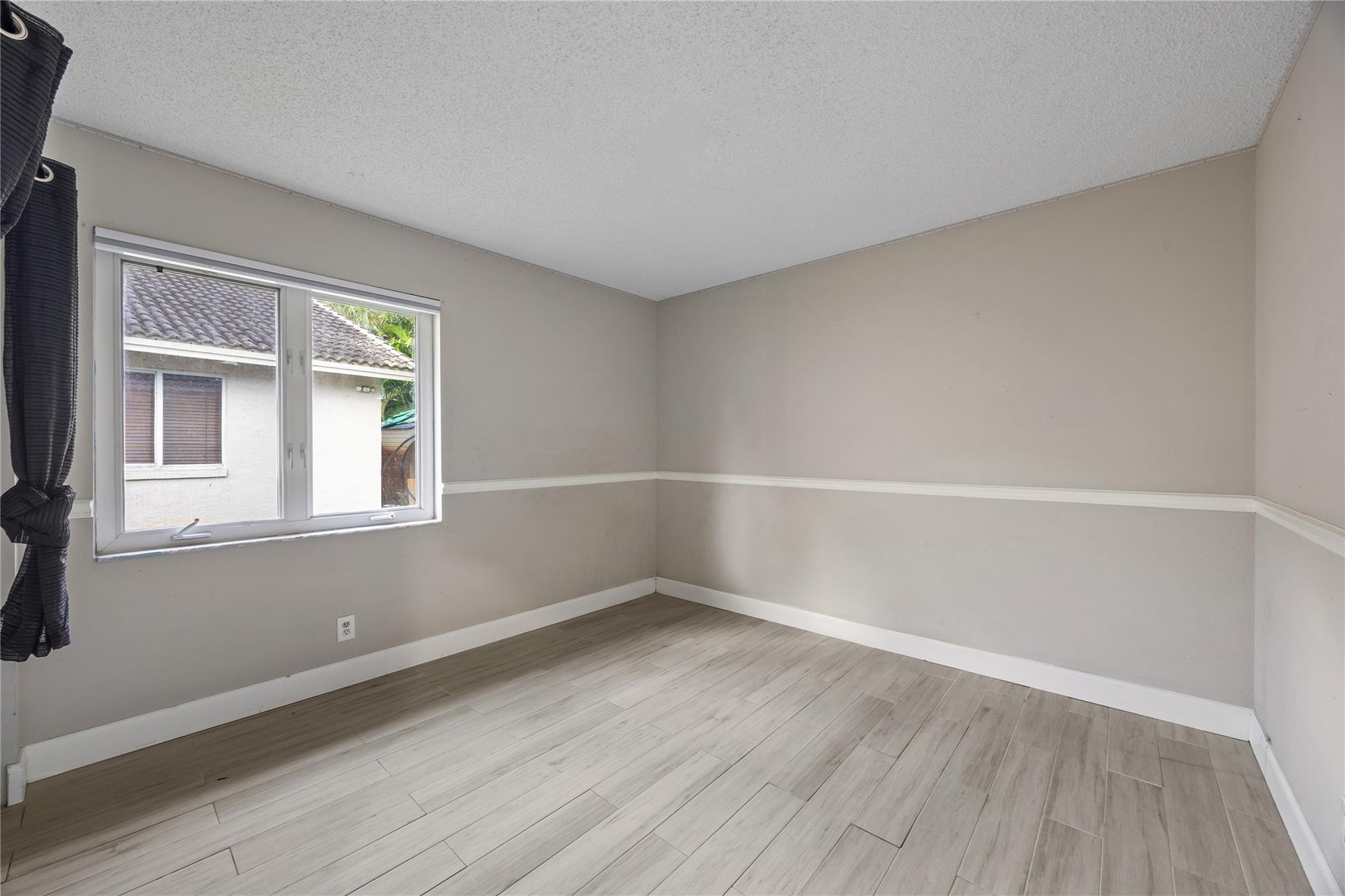 5302 NW 64th Way, Coral Springs, FL 33067