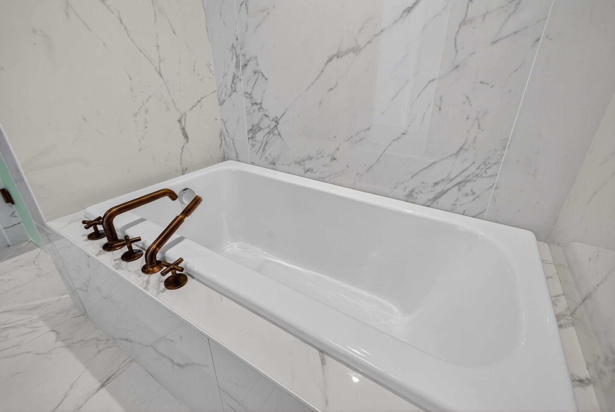 525 Fort Lauderdale Beach Boulevard 1902, Fort Lauderdale, FL 33304