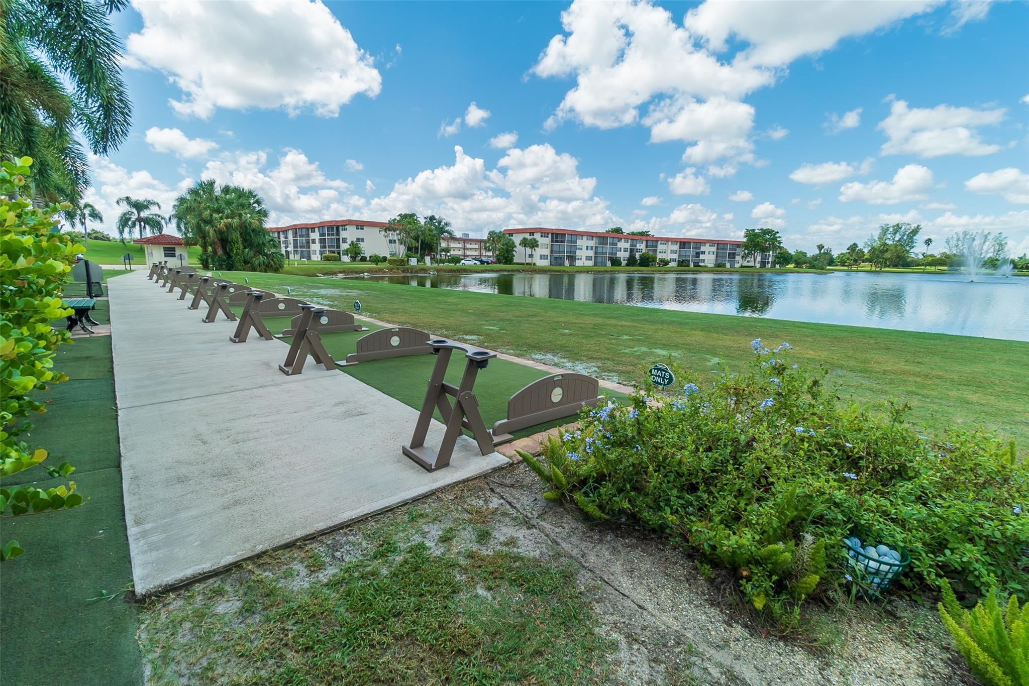 Photo for 411 S Hollybrook Drive, 109, Pembroke Pines, FL 33025 - Listing #FX-10519648 411 S Hollybrook Drive, 109, Pembroke Pines, FL 33025