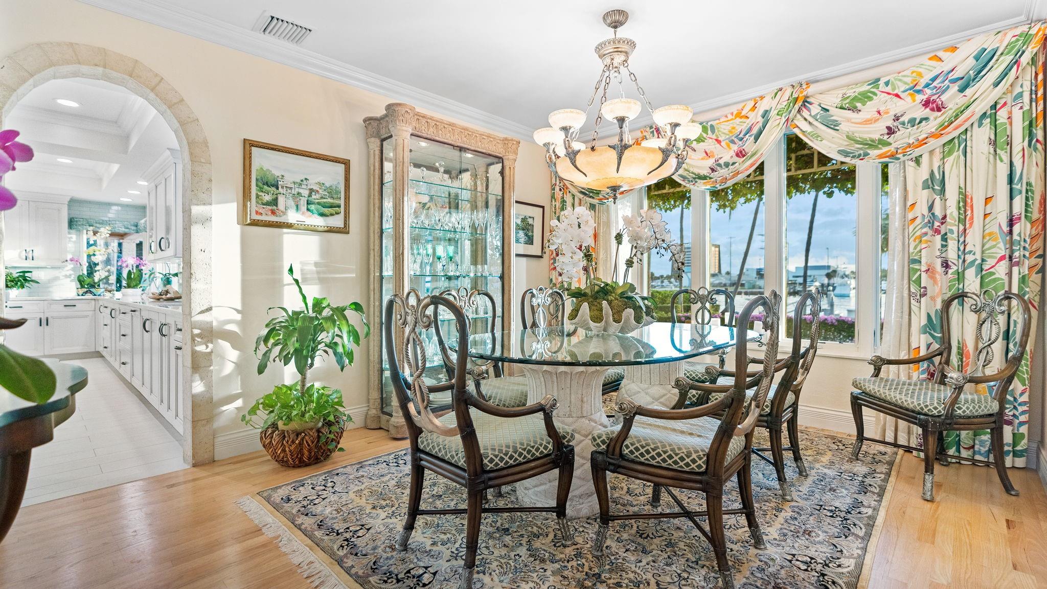 615 Idlewyld Drive, Fort Lauderdale, FL 33301