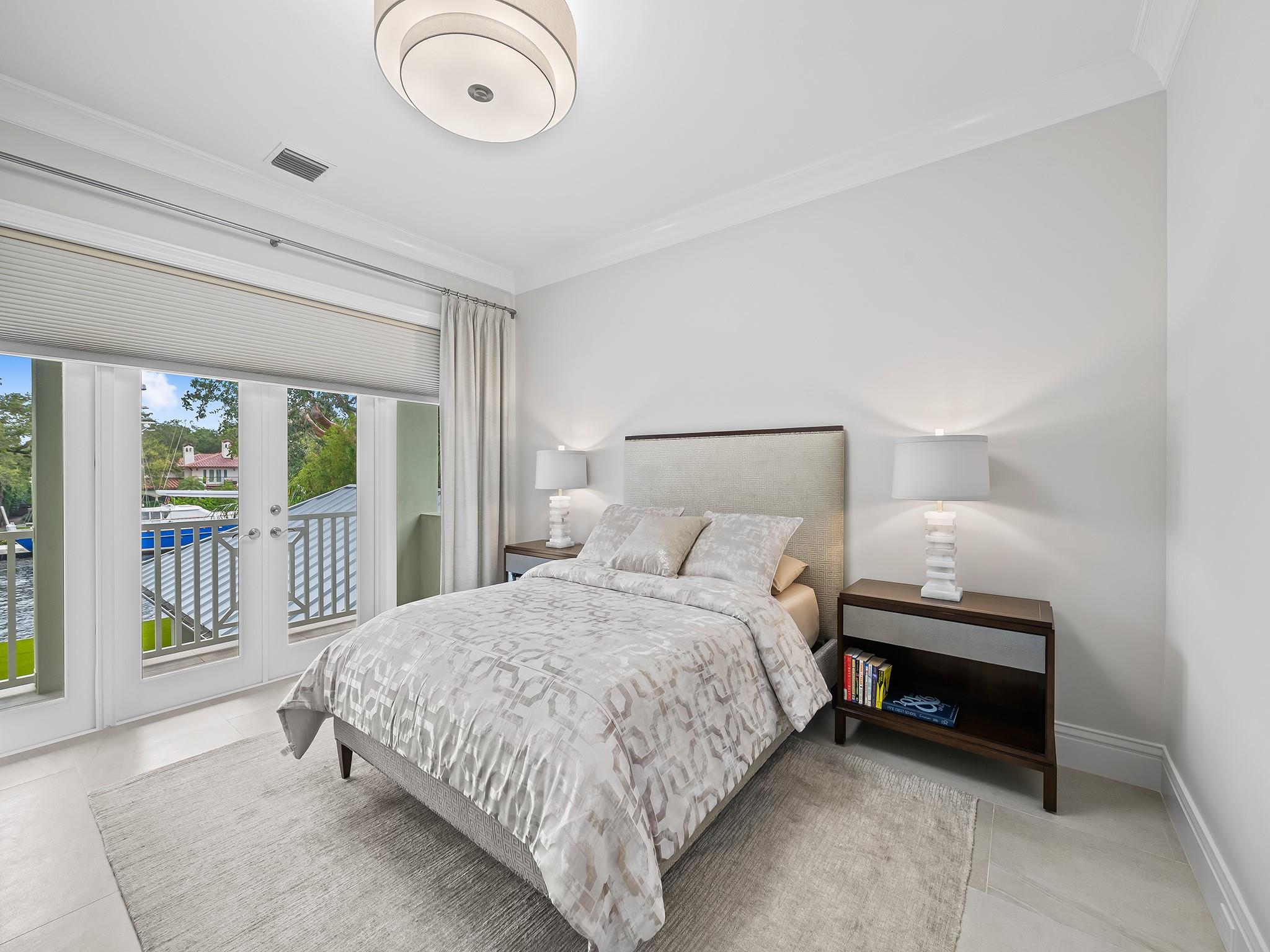 1110 SE 4th Street, Fort Lauderdale, FL 33301