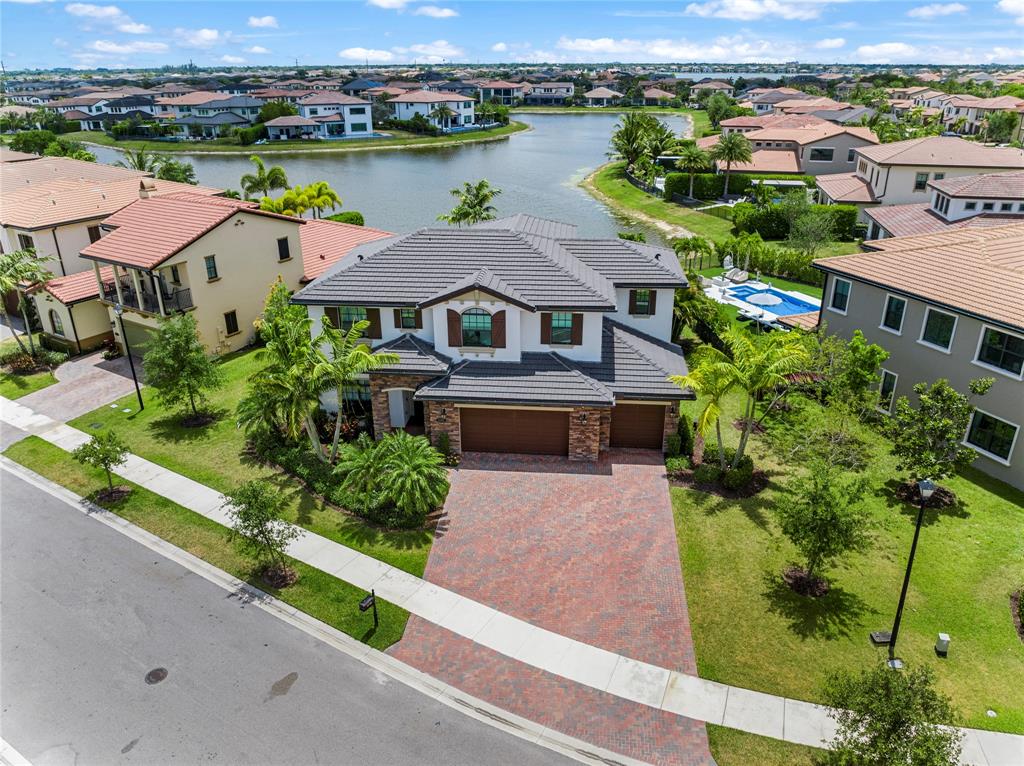 Photo for 11146 Meridian Drive N, Parkland, FL 33076 - Listing #FX-10438202 11146 Meridian Drive N, Parkland, FL 33076