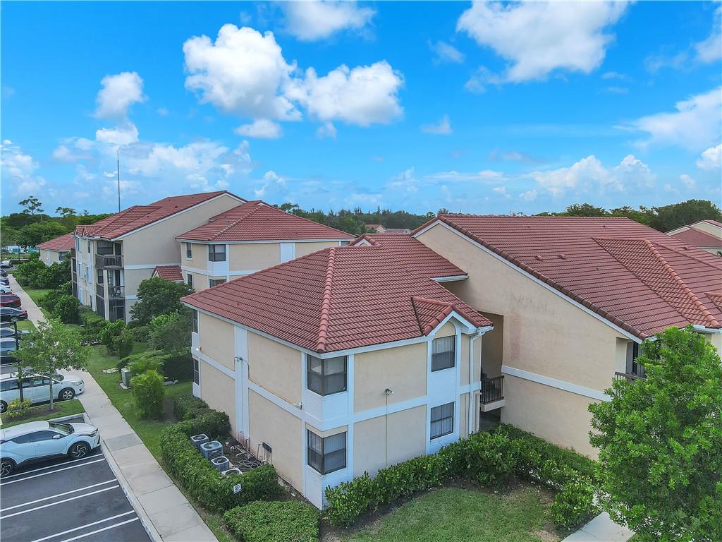 5681 Riverside Drive 101A6, Coral Springs, FL 33067