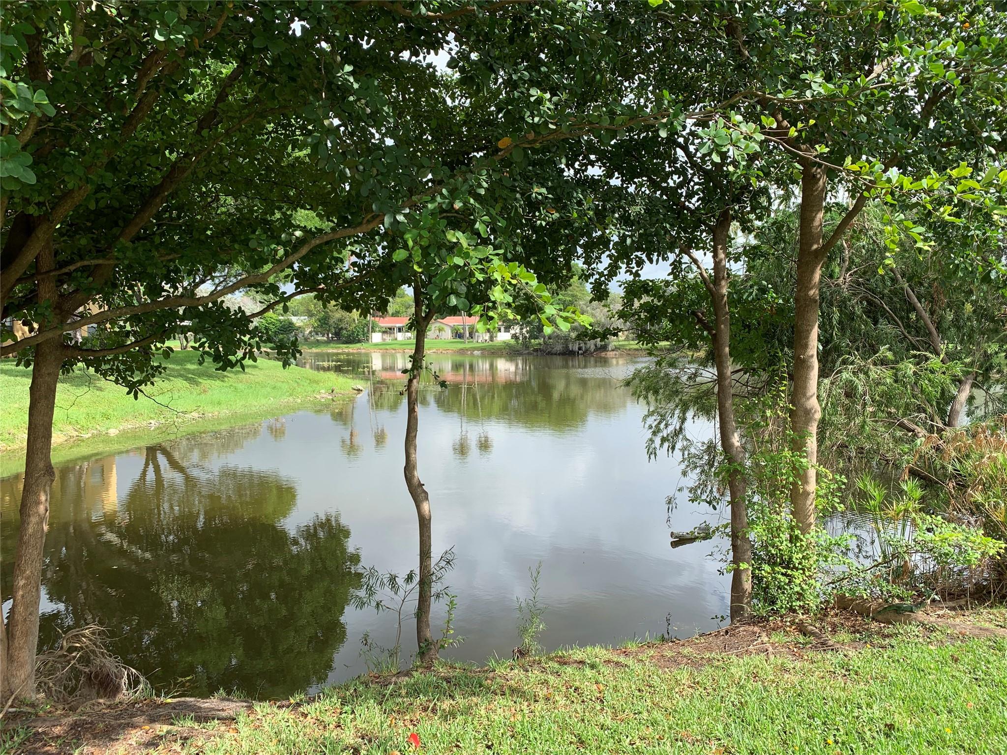 3980 NW 114th Avenue, Coral Springs, FL 33065